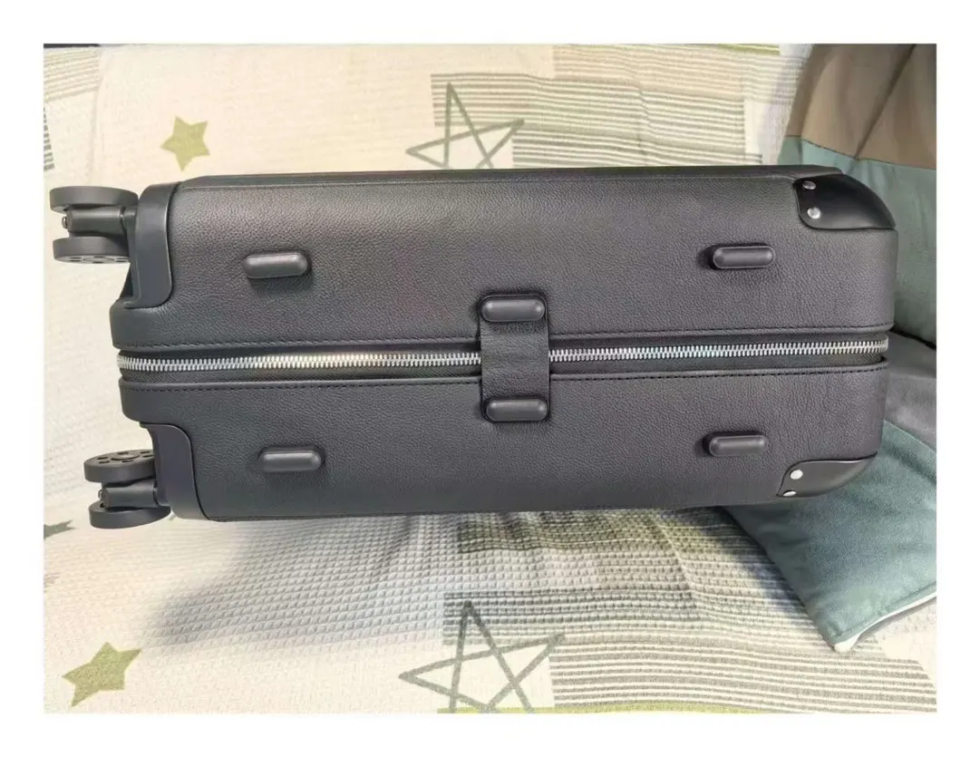 黑色 蓝色 牛皮 玫瑰 Rimowa全牛皮款 distinct系 行李箱 旅行拉杆款 轻便出行款