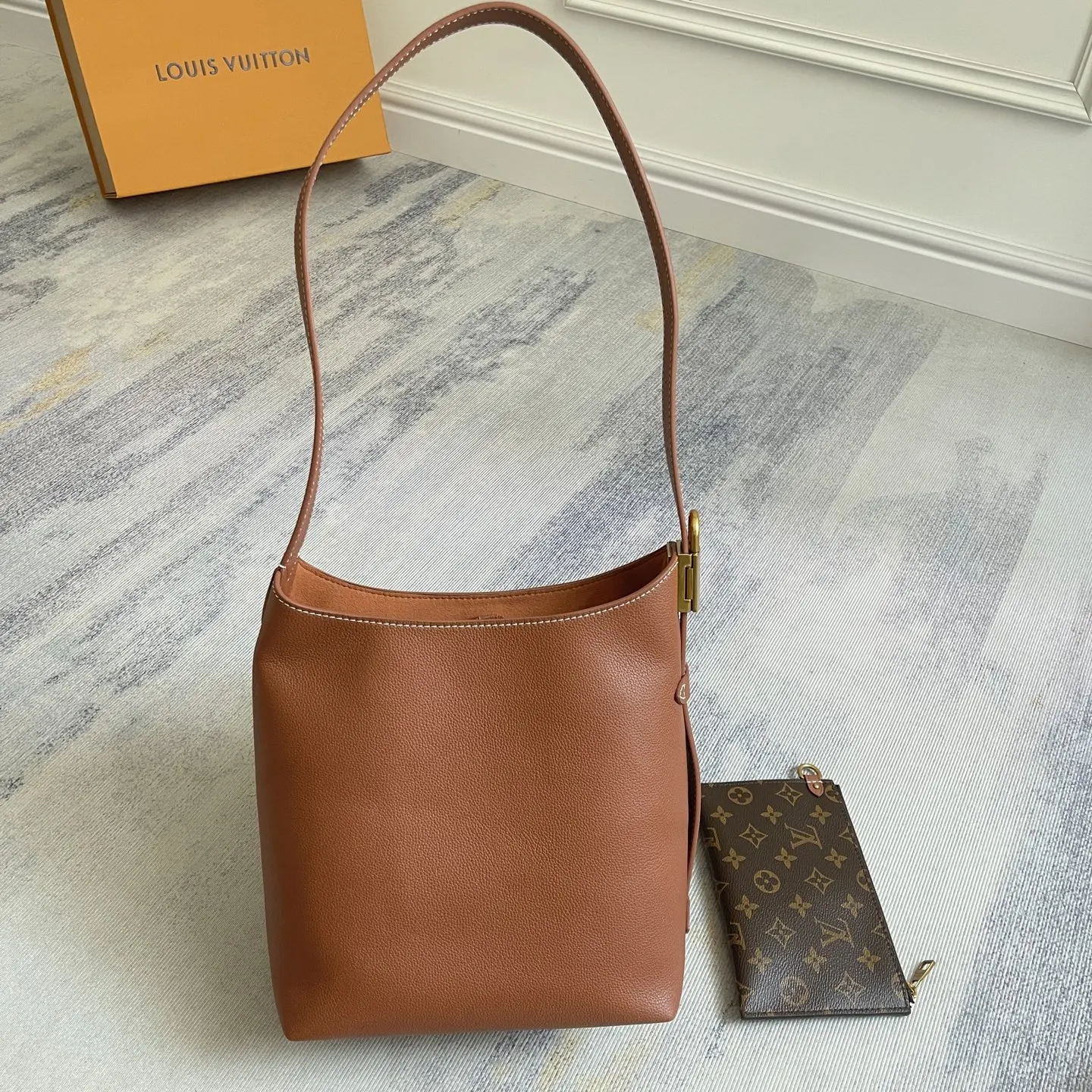 Gray Hobo Shoulder Bag Vintage Leather