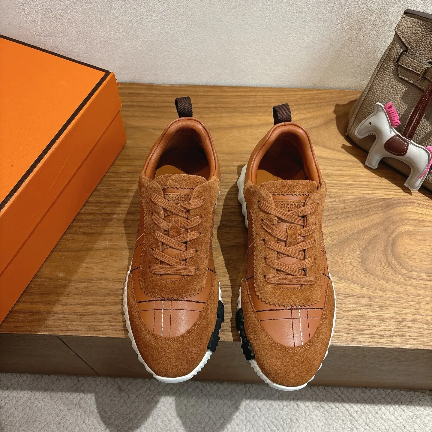 Hermès SS 运动鞋