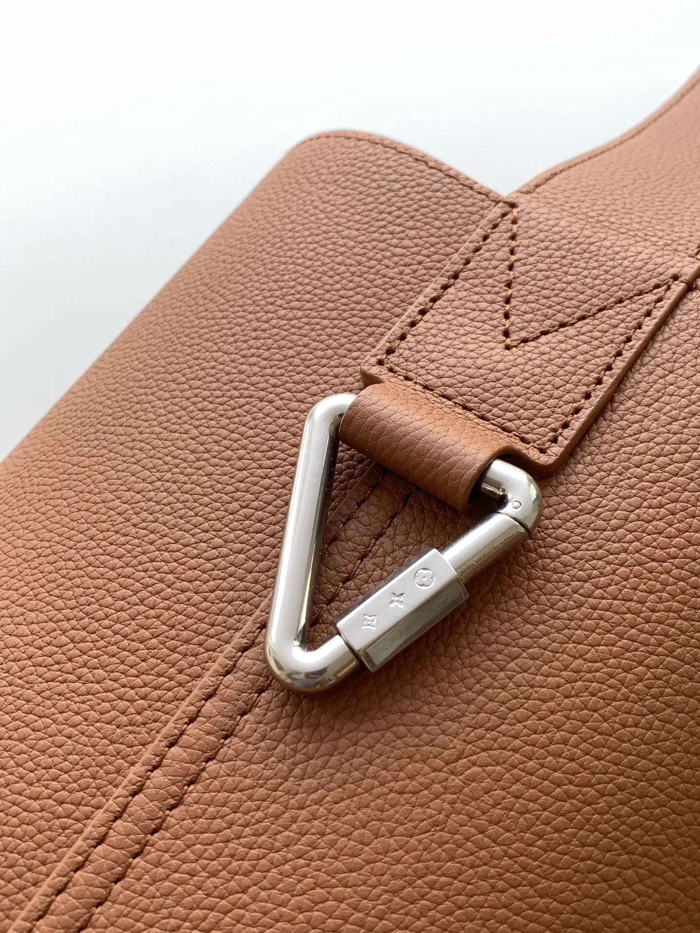 Louis Vuitton Hobo Shoulder Bag Vintage Leather Image 9 Louis Vuitton Hobo Shoulder Bag Vintage Leather Image 9