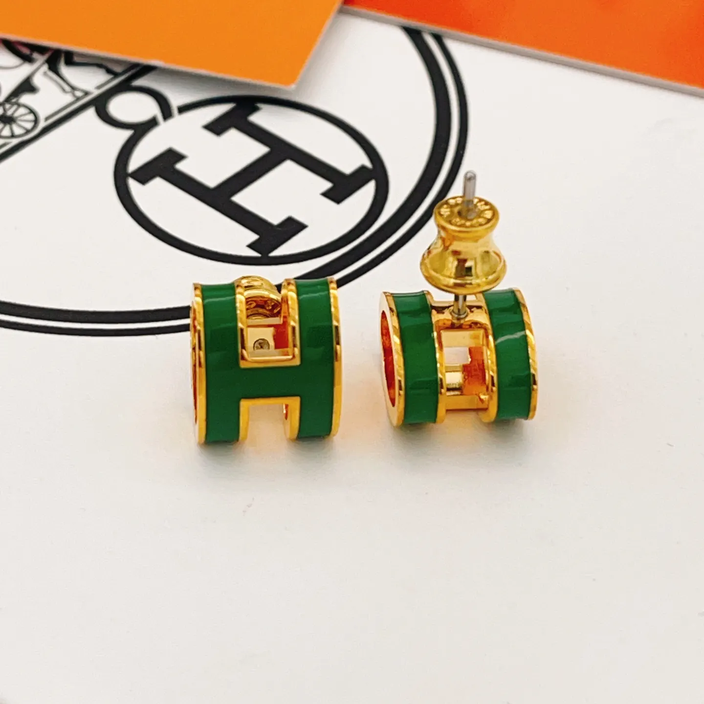 Hermes 金色 綠色 大号 耳钉 小巧点缀款