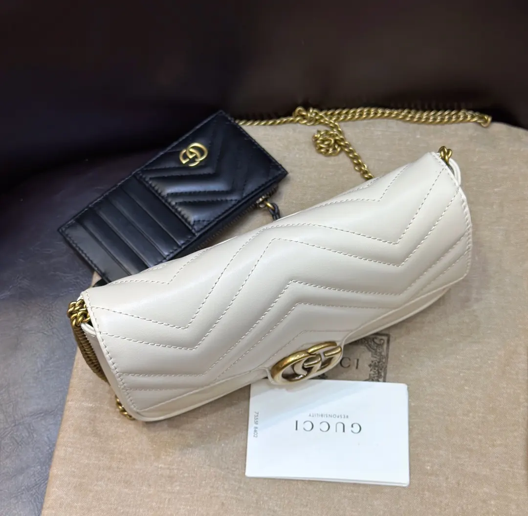 Gucci 绗缝鏈條包 白色
