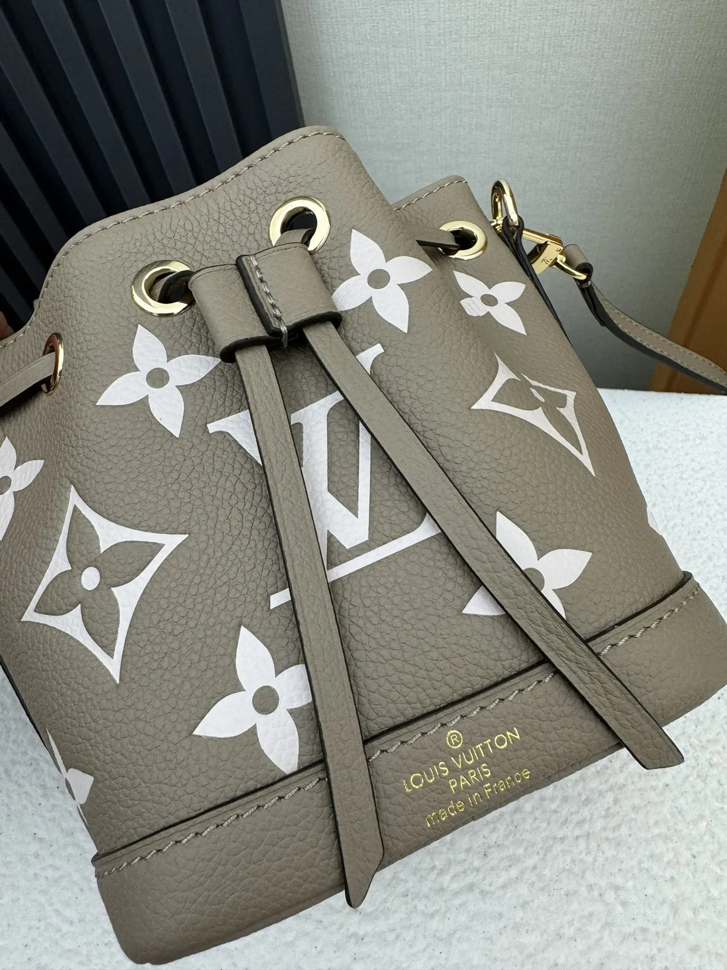 Louis Vuitton Bucket Bag Casual