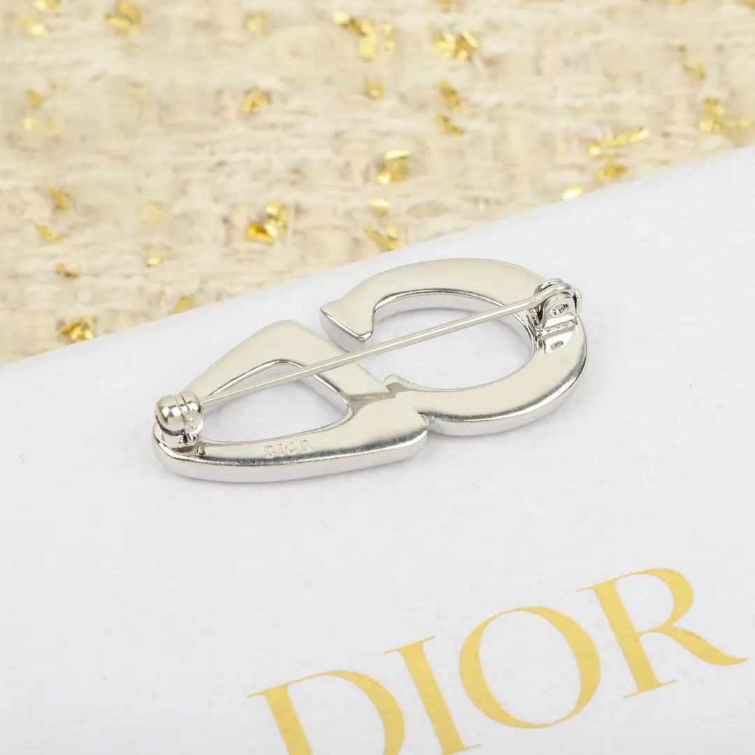 Dior 胸針 精緻配飾(數字5) Dior 胸針 精緻配飾(數字5)