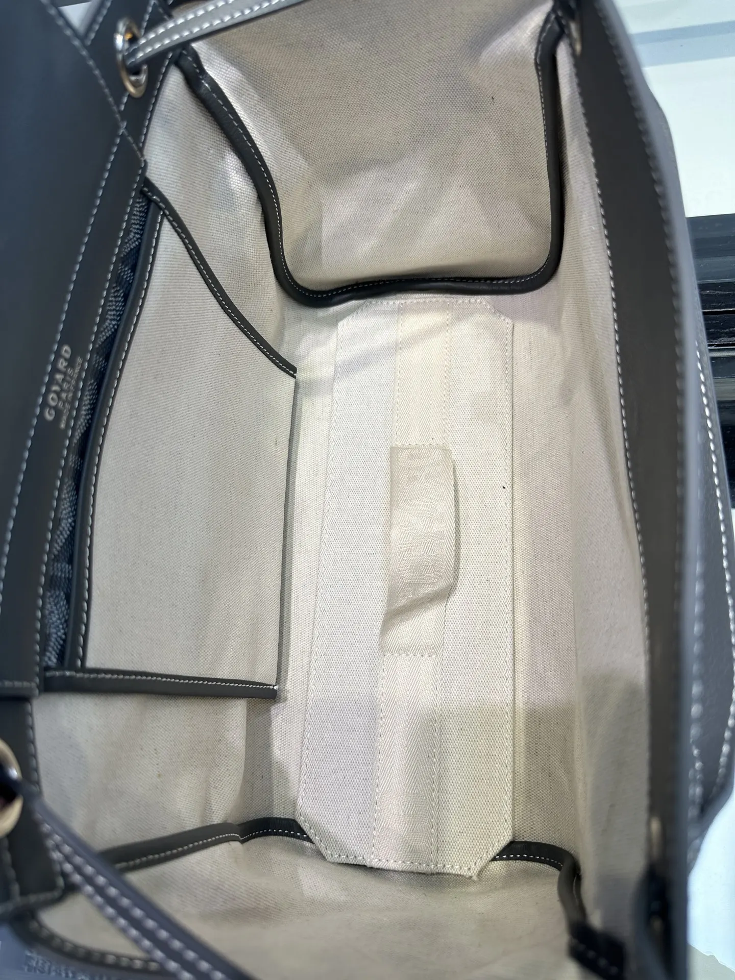 Goyard 灰色 无论你喜欢哪一种风格 低调内敛或高调前卫 休闲或精致 收纳包 旅行收纳款