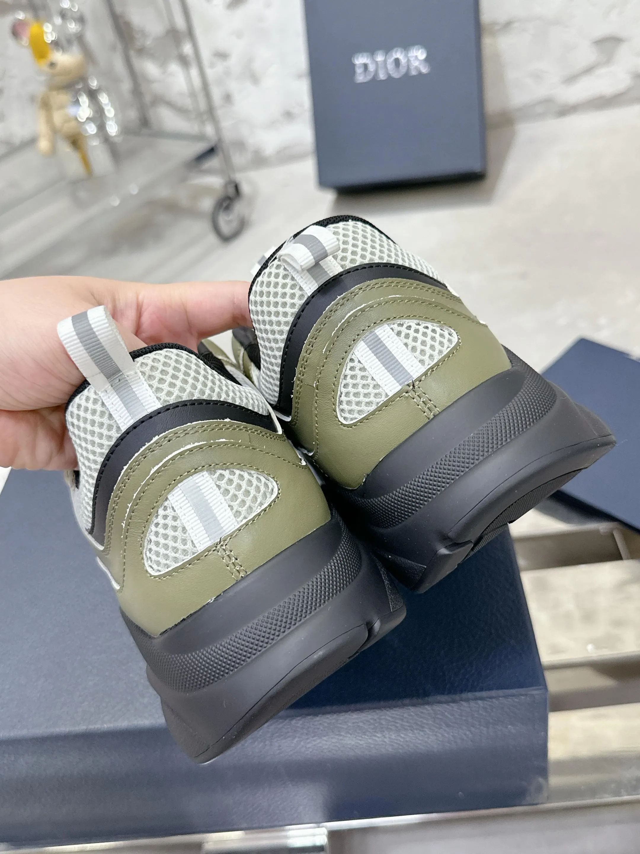 Dior B22 运动鞋