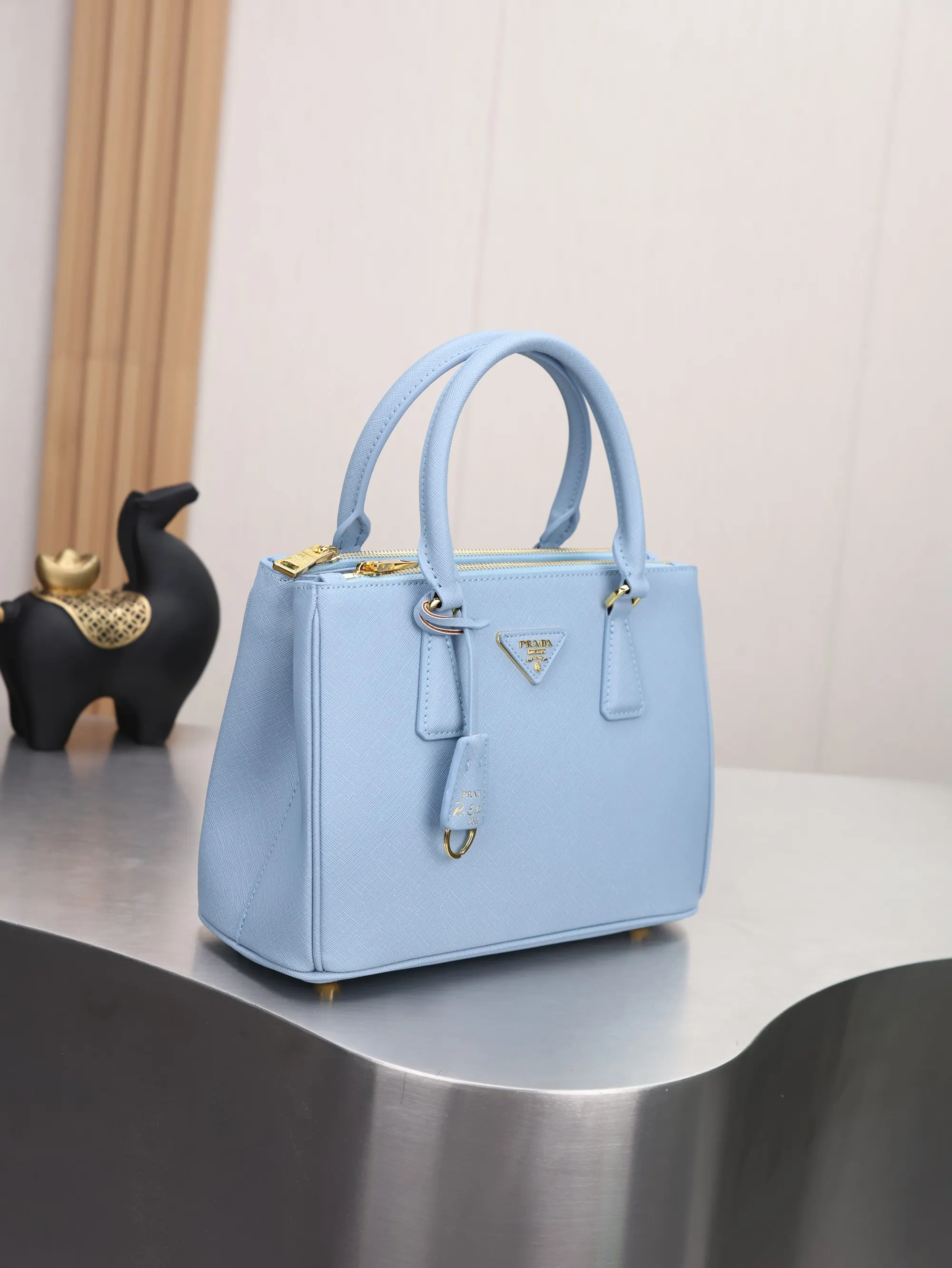 Prada Saffiano 十字纹牛皮 三角标 杀手包 经典手提 手提包