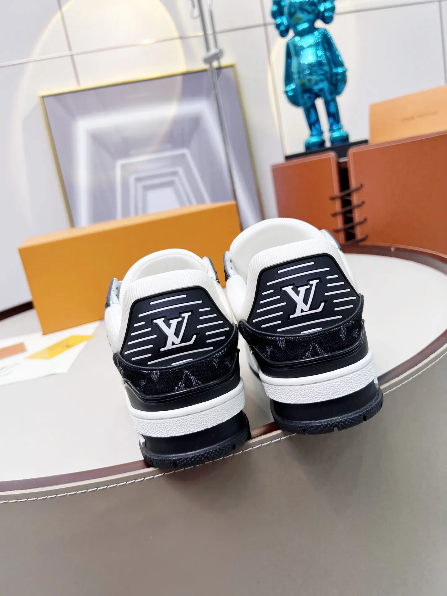Louis Vuitton 运动鞋