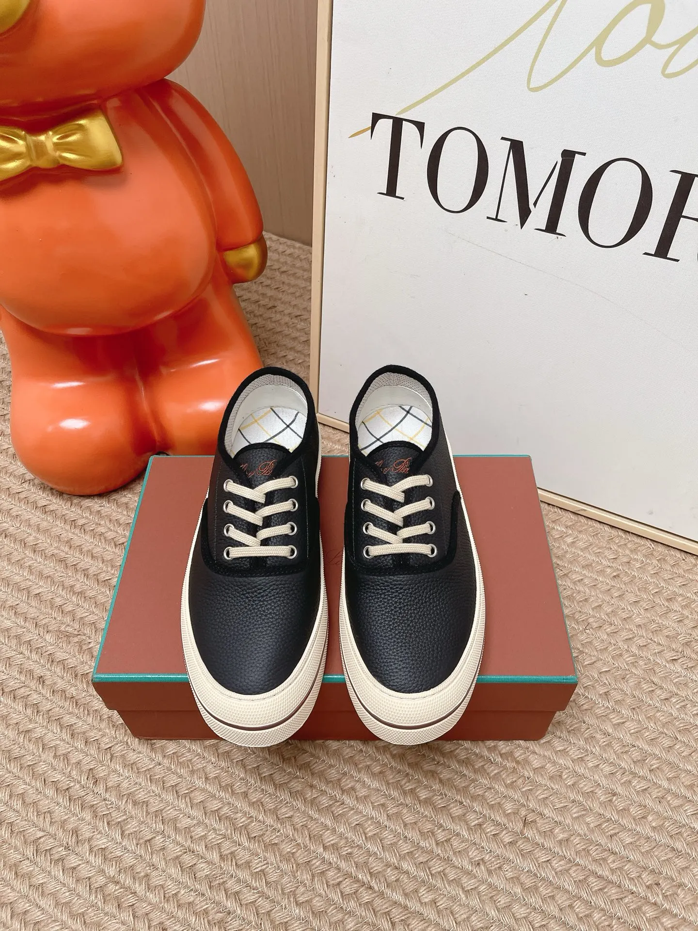 Loro Piana Sneakers Casual Versatile Image 2 Loro Piana Sneakers Casual Versatile Image 2
