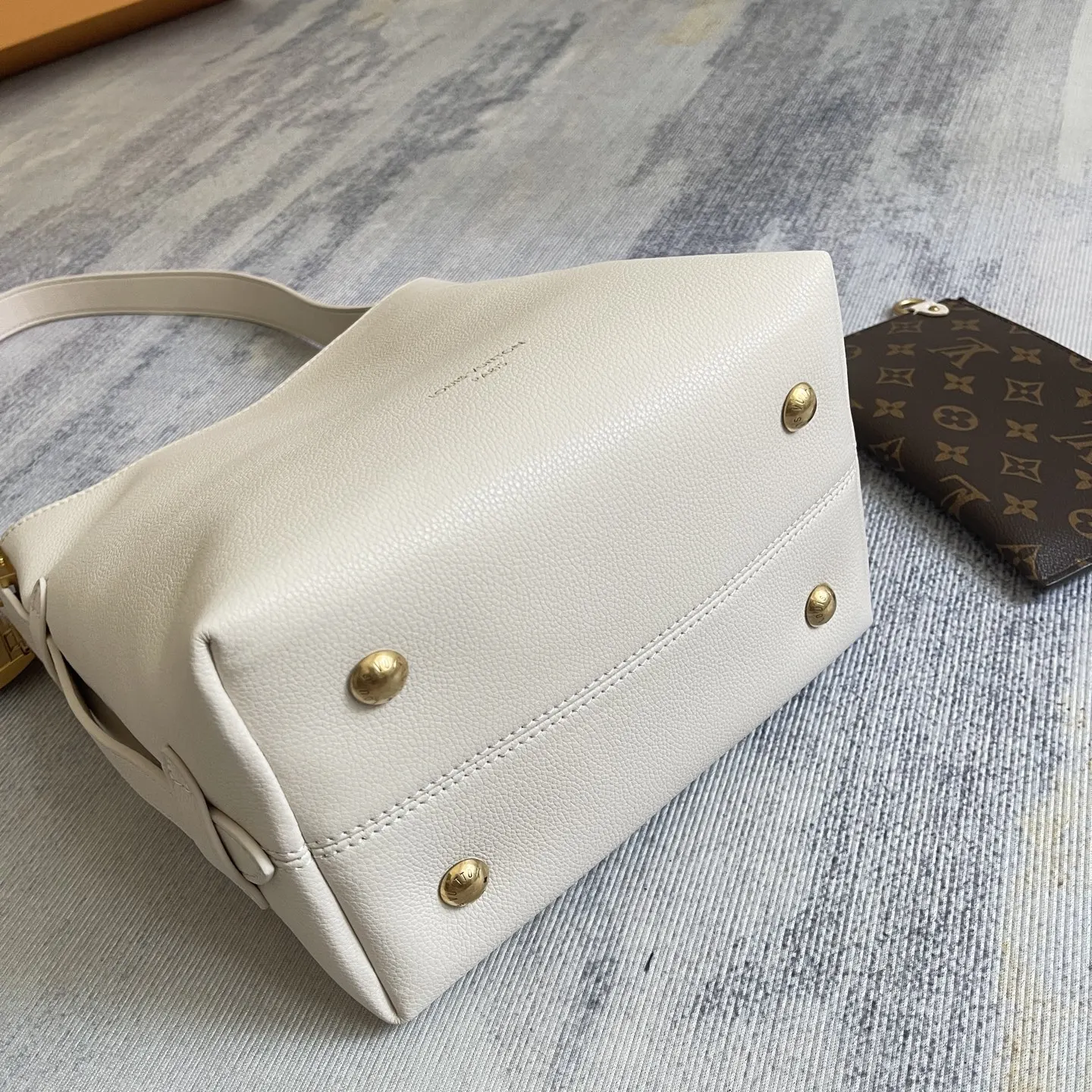 Gray Hobo Shoulder Bag Vintage Leather
