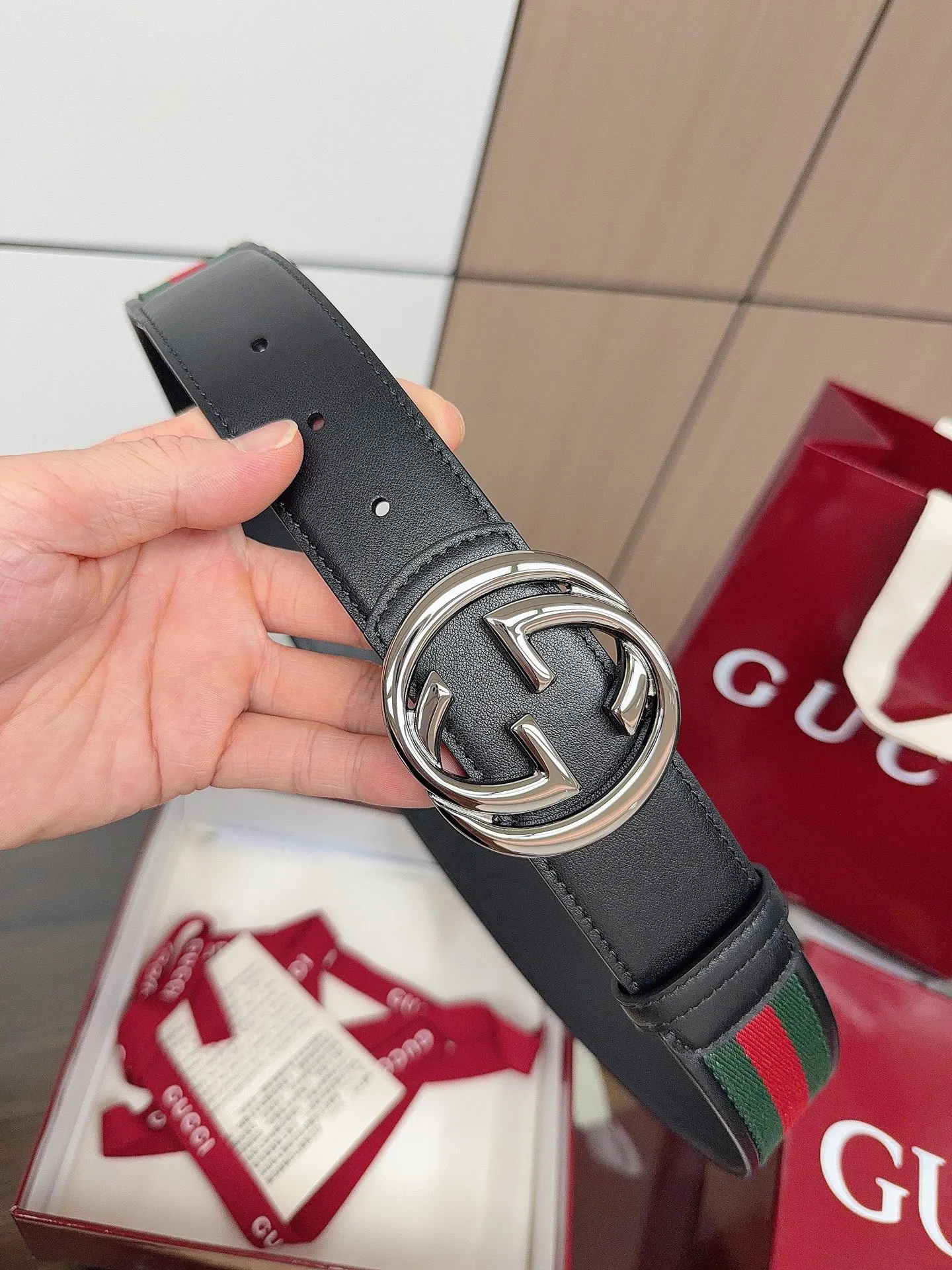 Gucci Double G Buckle Cowhide Belt