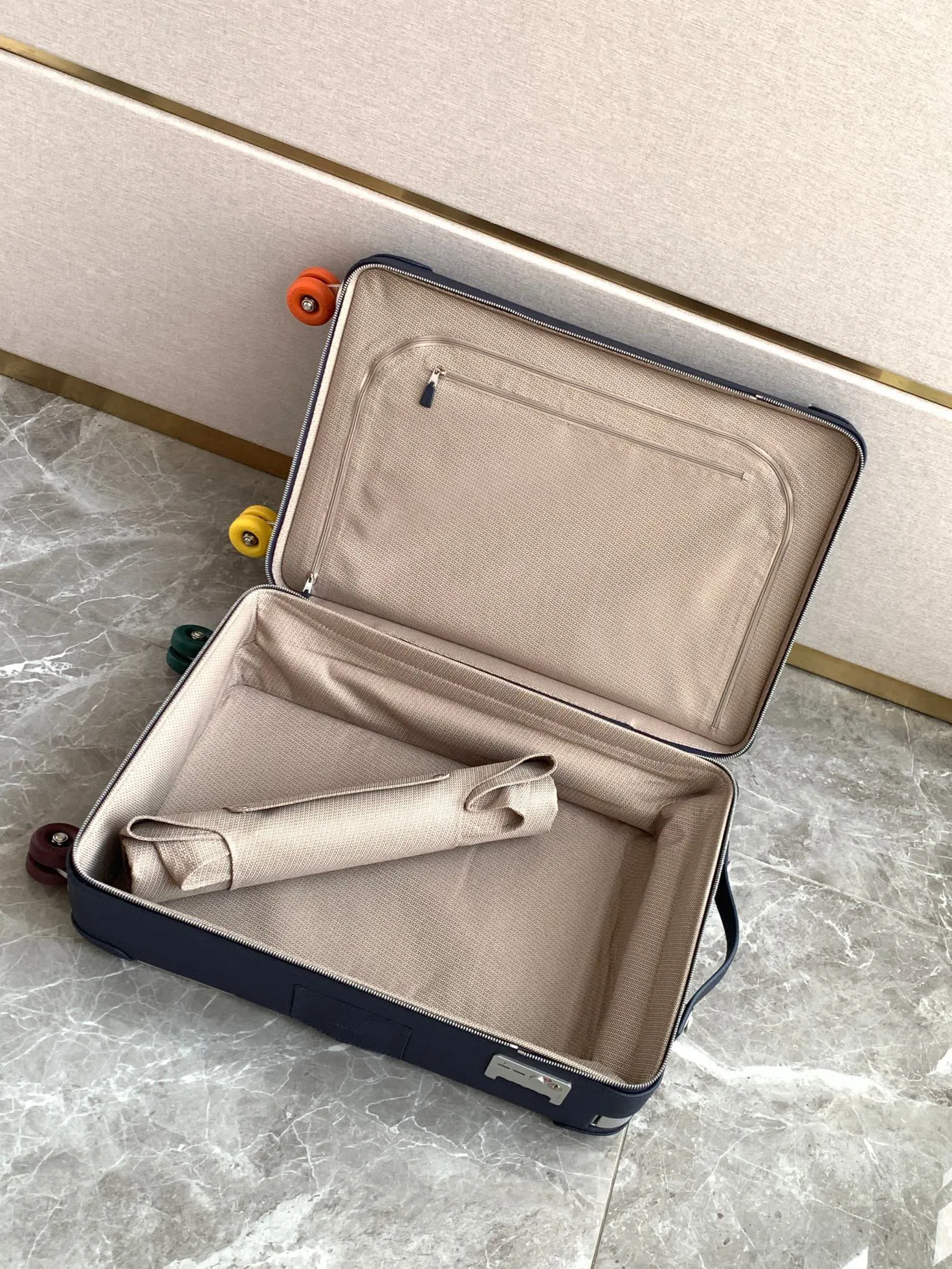Carry-On Suitcase Travel Lightweight