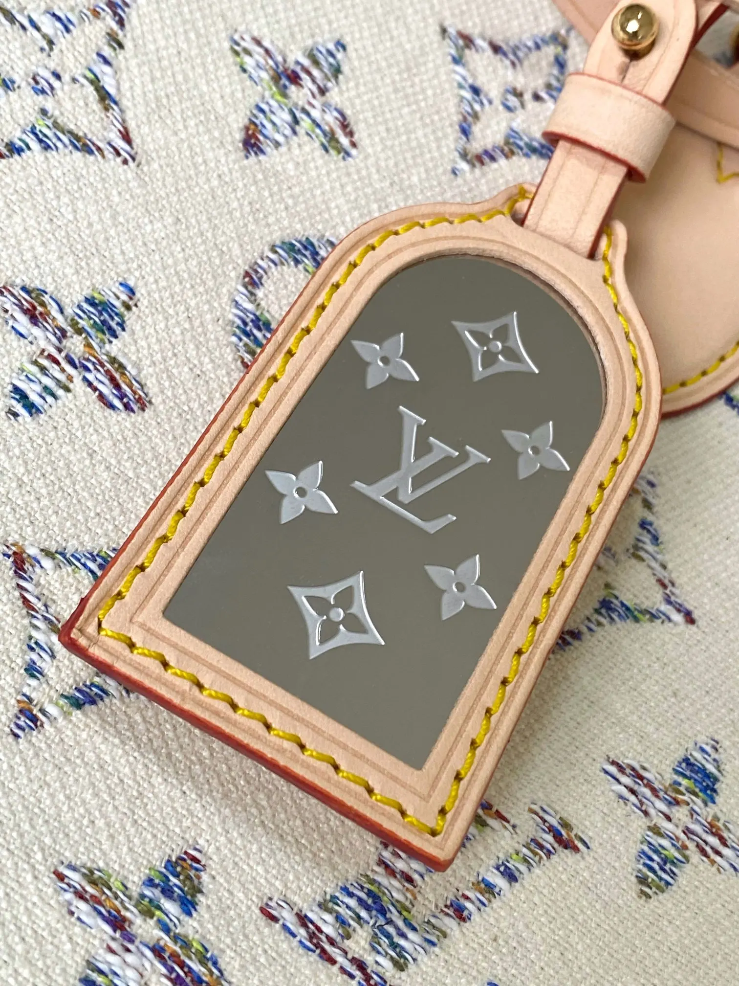 Louis Vuitton OnTheGo 白色 Monogram 托特包