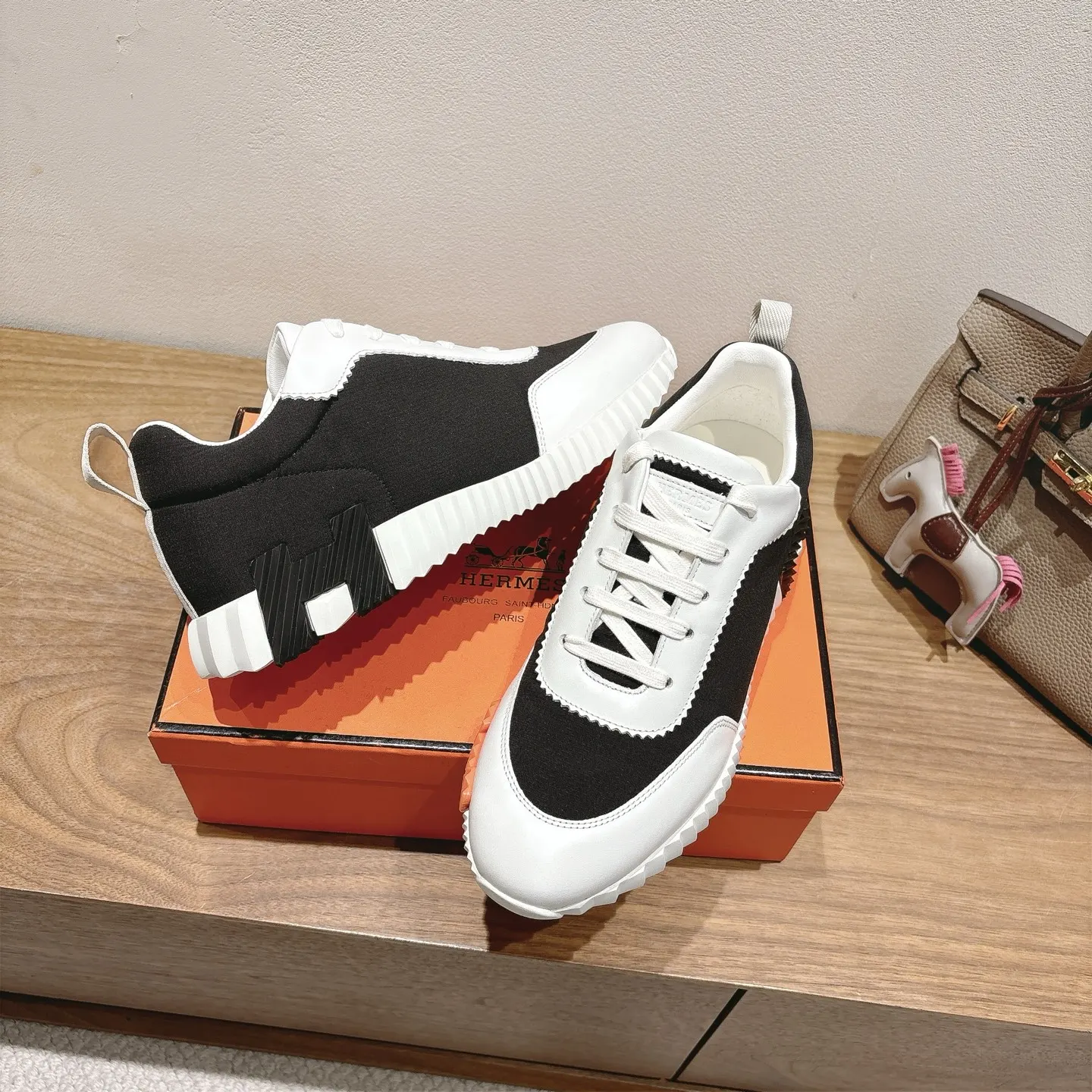 Hermès SS 运动鞋