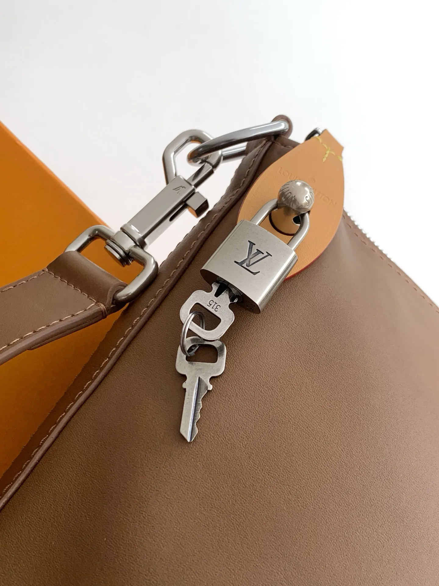 Louis Vuitton 棕色 皮革 手提包