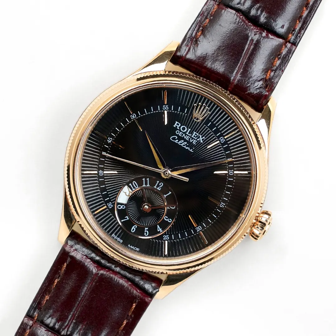 Rolex 牛皮 ⃣ 一体中层表壳 旋入式底盖及上链表冠 手錶 經典腕表款