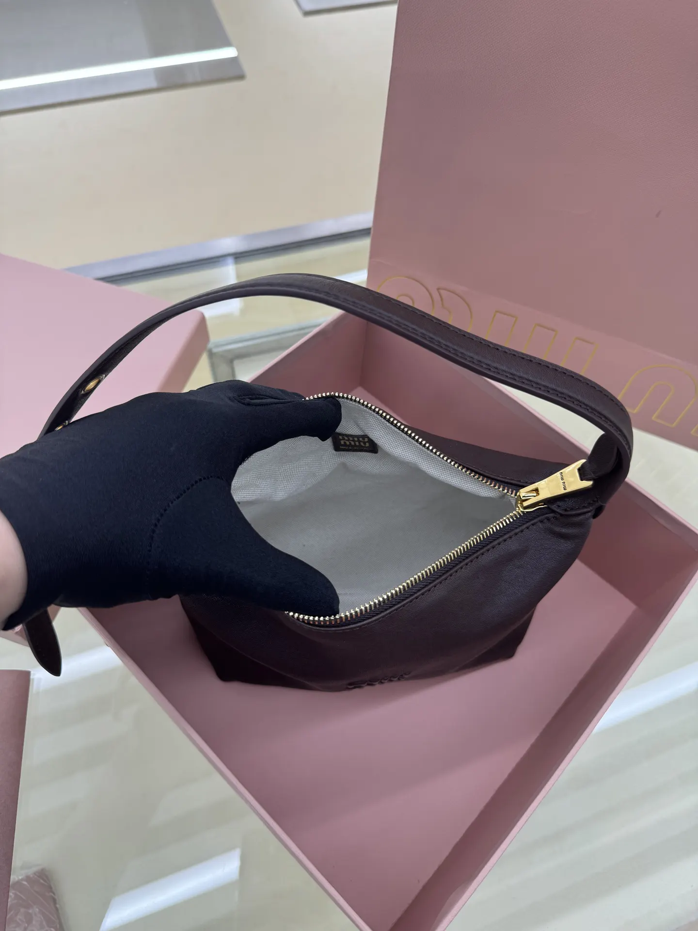 Crossbody Bag Lightweight Image 9 Crossbody Bag Lightweight Image 9
