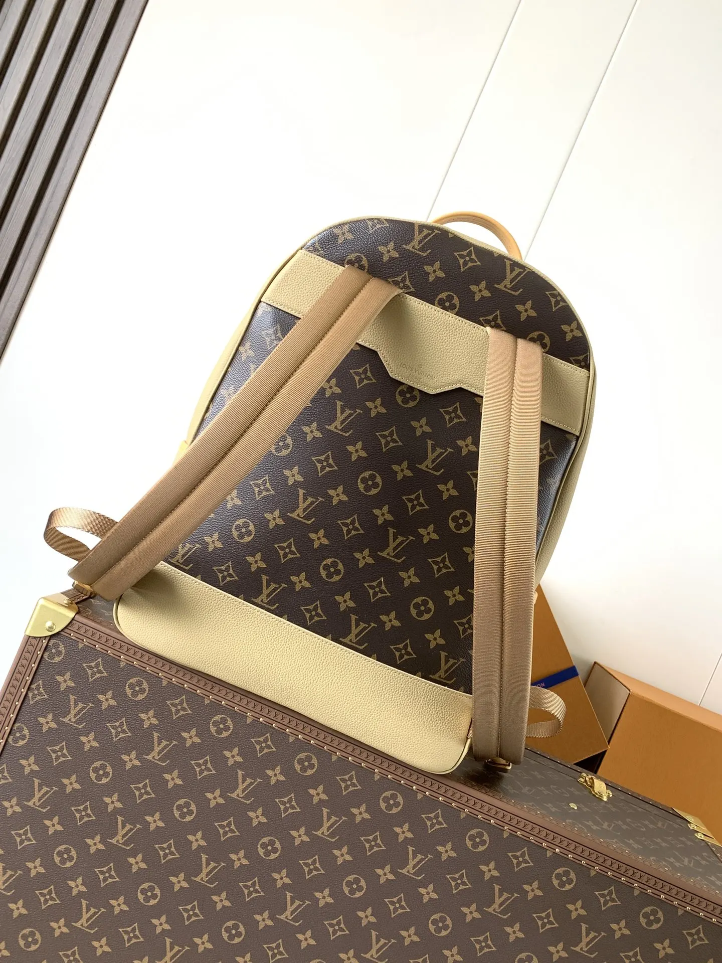 LV 棕色老花 雙肩包(數字3) LV 棕色老花 雙肩包(數字3)