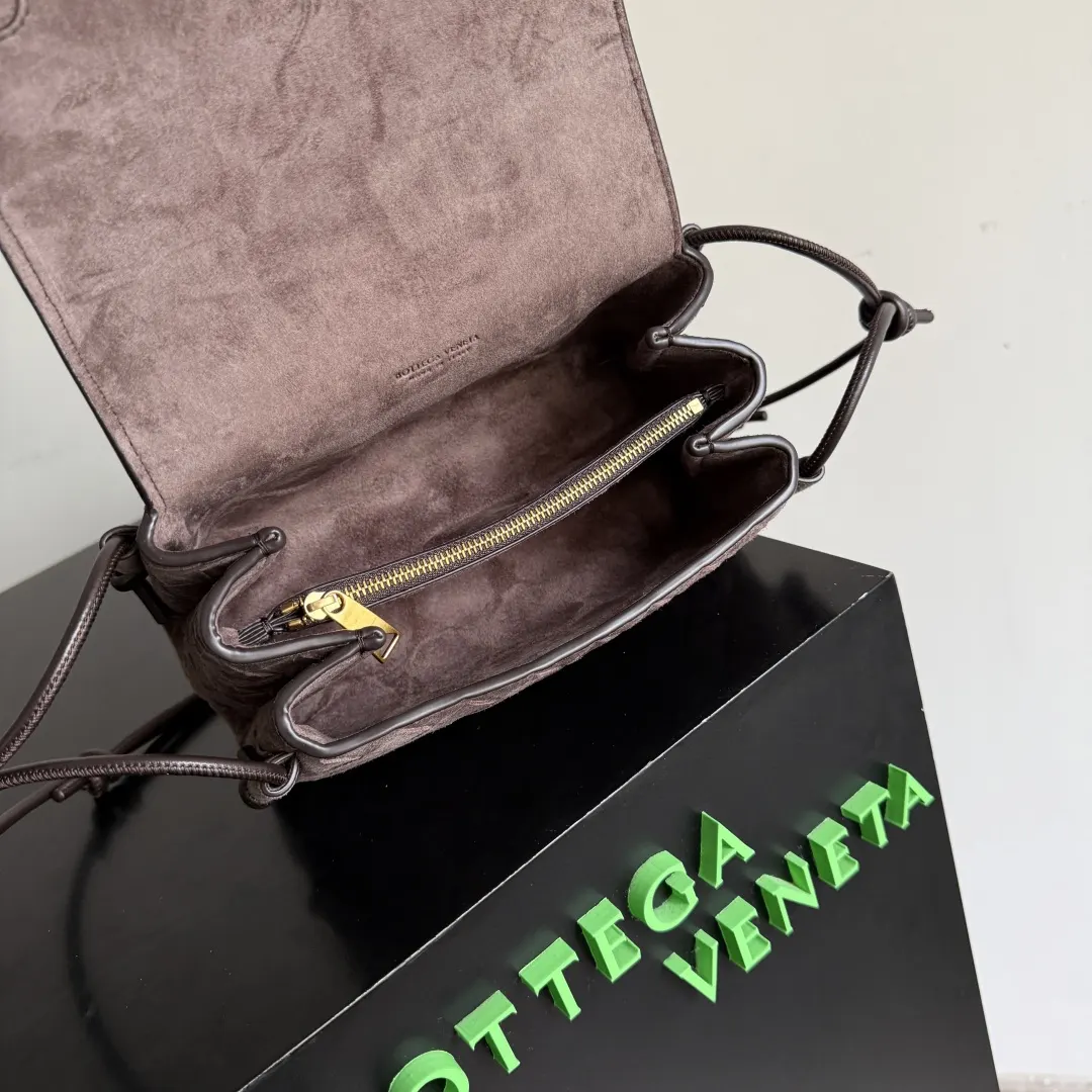 Bottega Veneta 手拿包 精致手拿款