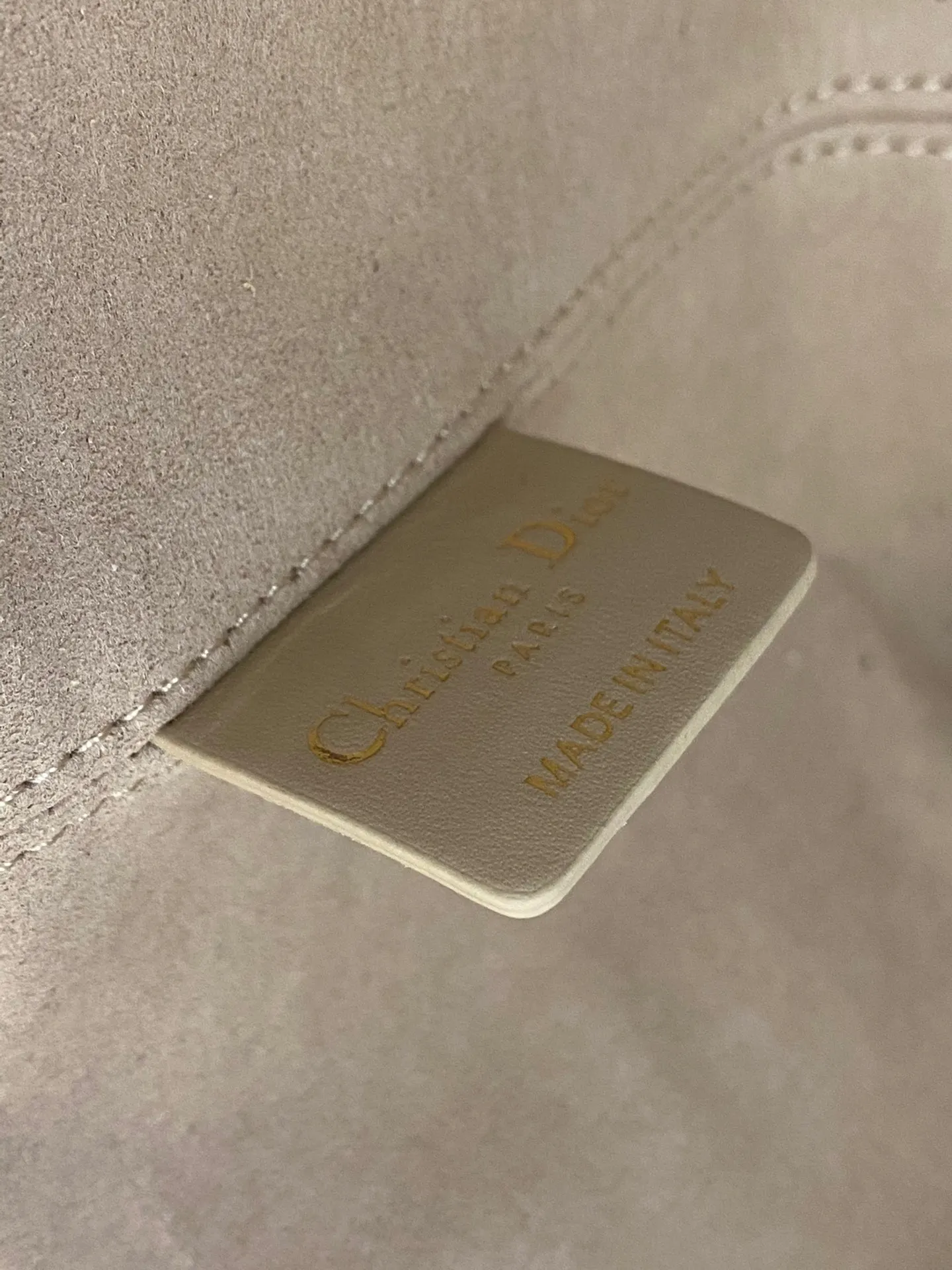 Dior 米色 小牛皮 中号胭脂米色 带着 toujours 去旅行 超大 收纳包 旅行收纳款