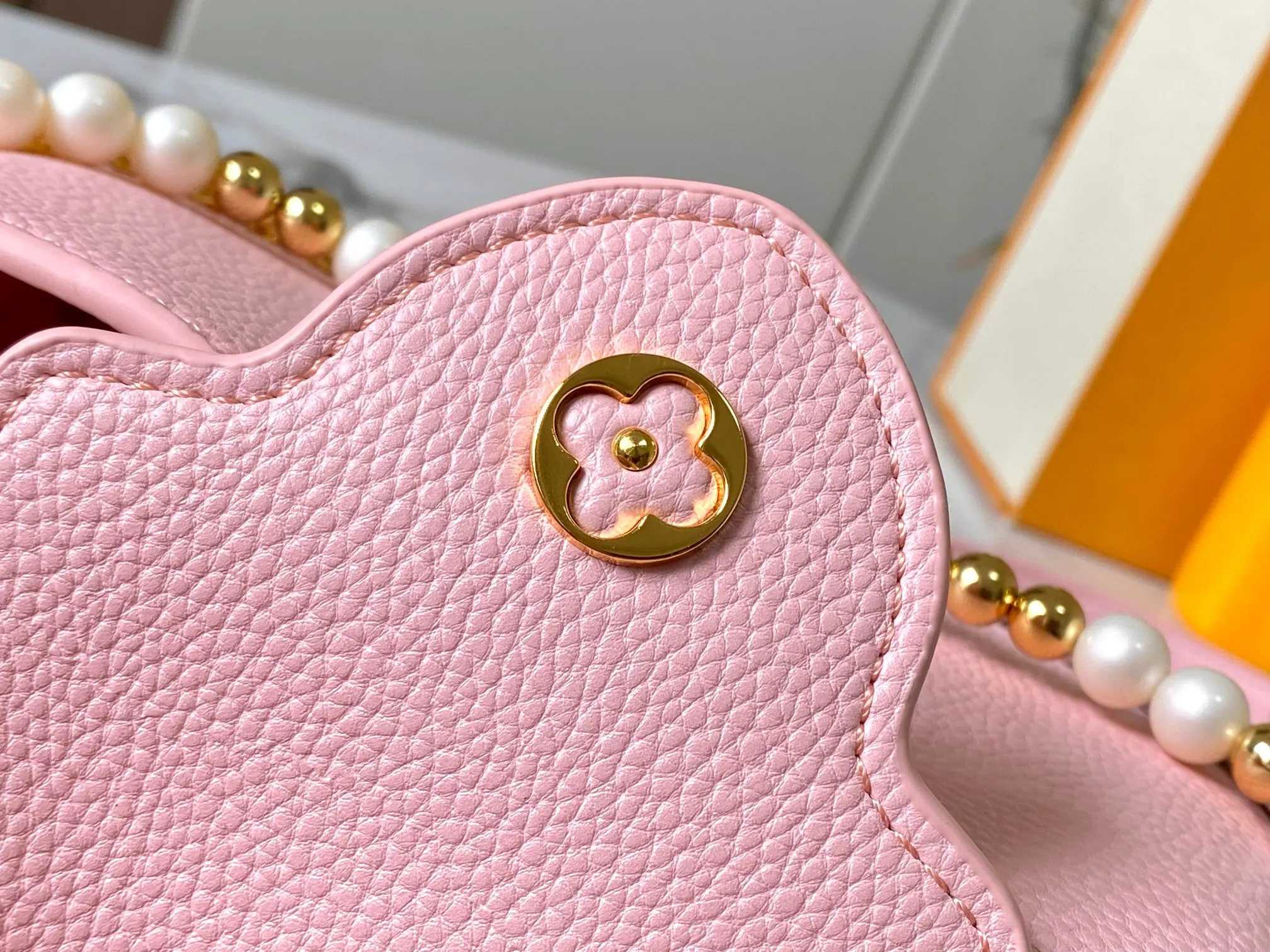 Chain Bag Leather