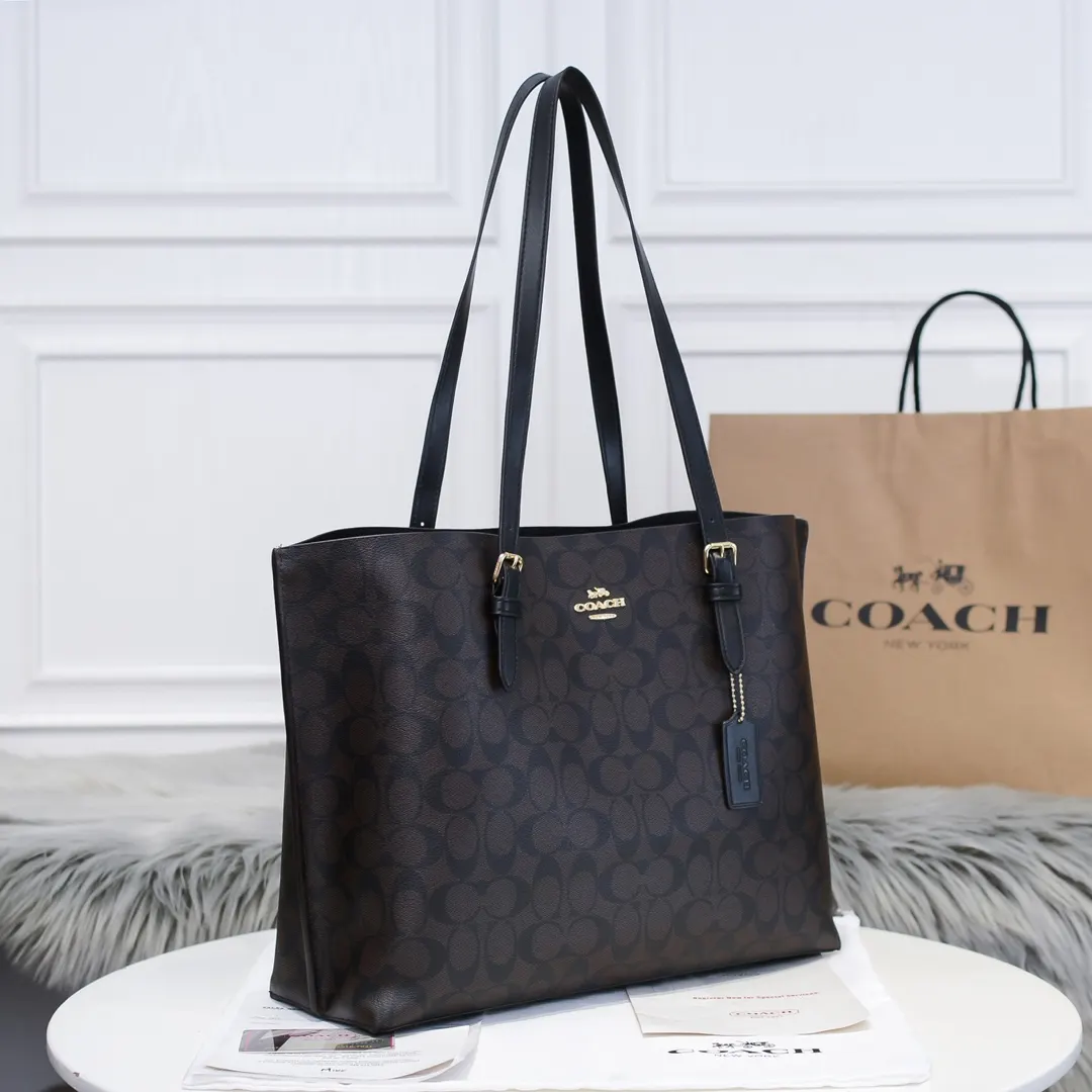 Coach 托特包 大容量托特款