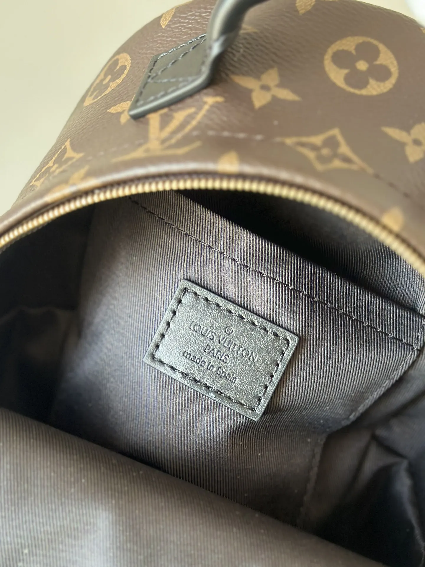 帆布 MOBACKCK MINI 雙肩包 实用雙肩款