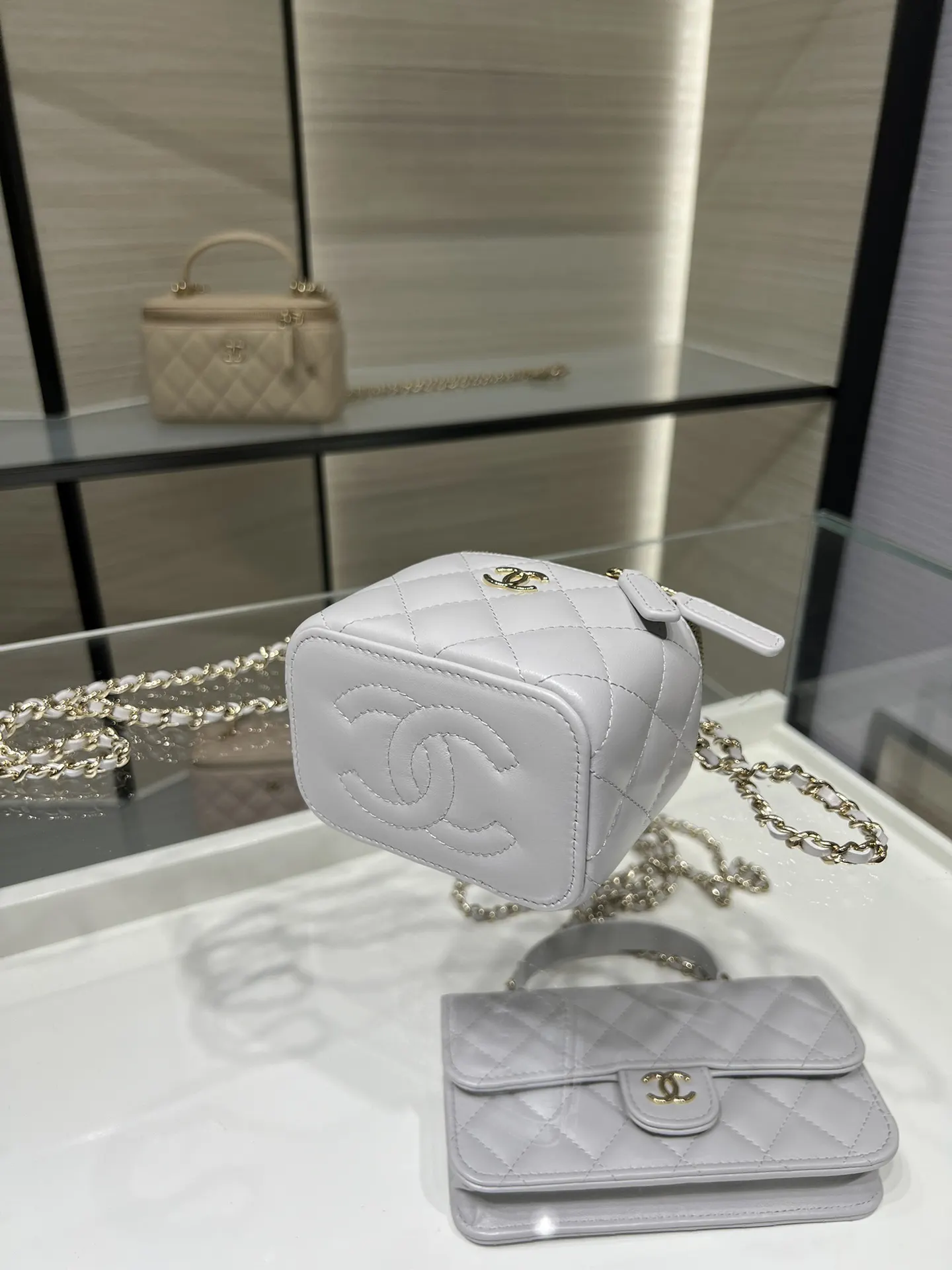 Chanel 19 小号 灰色 皮革 菱格绗缝 链条包