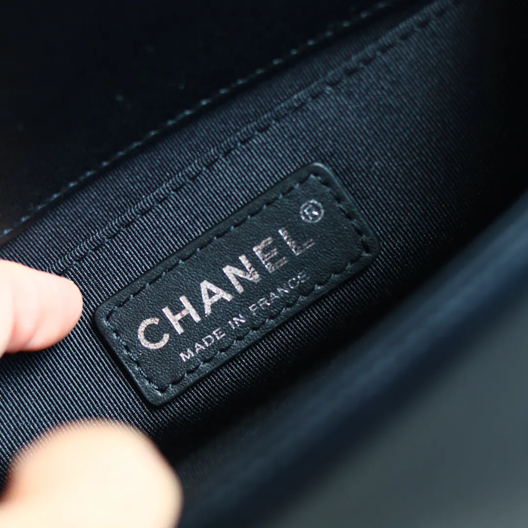 Chanel Boy 皮革 单肩包