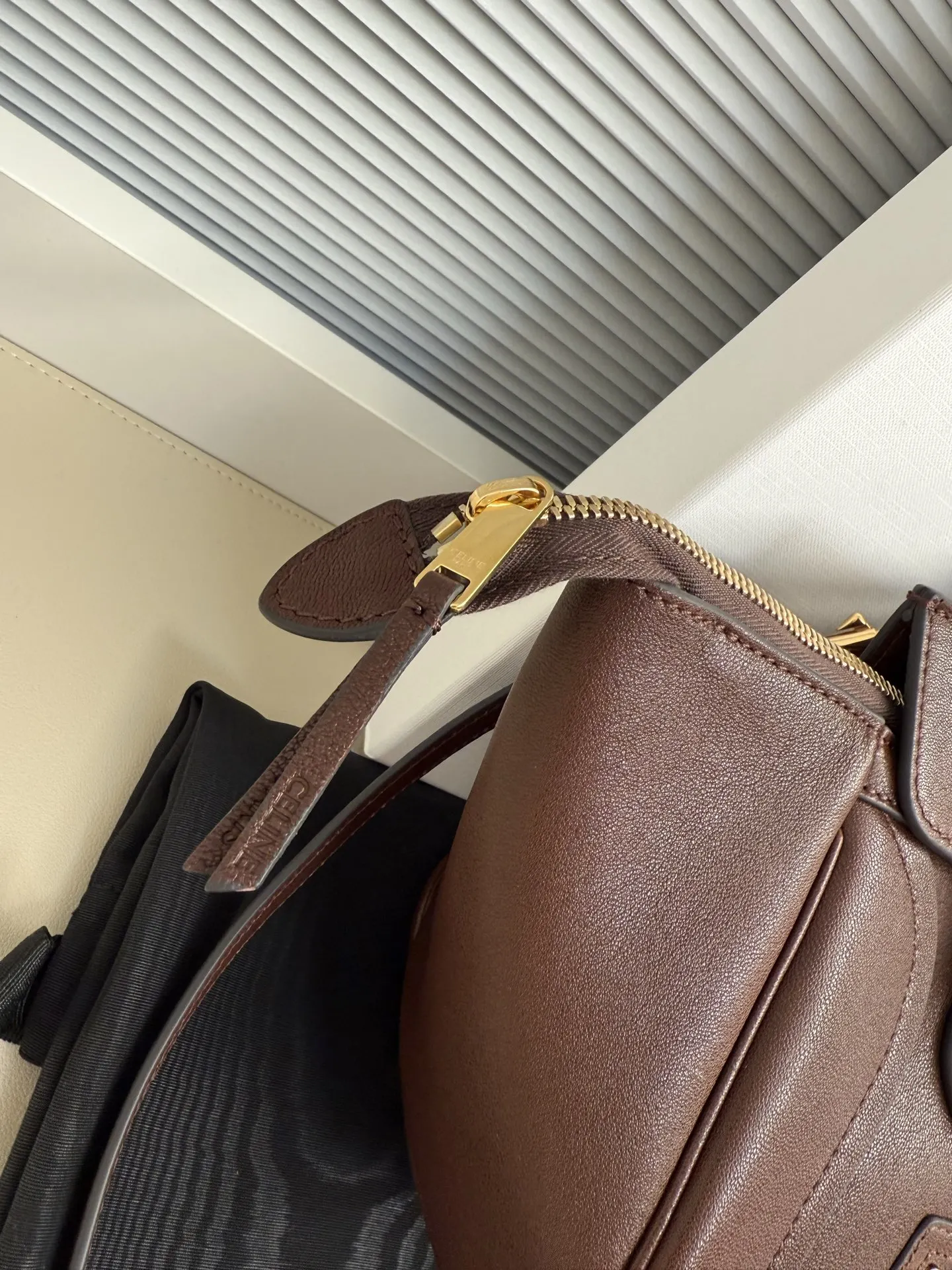 Gold Crossbody Bag Lightweight