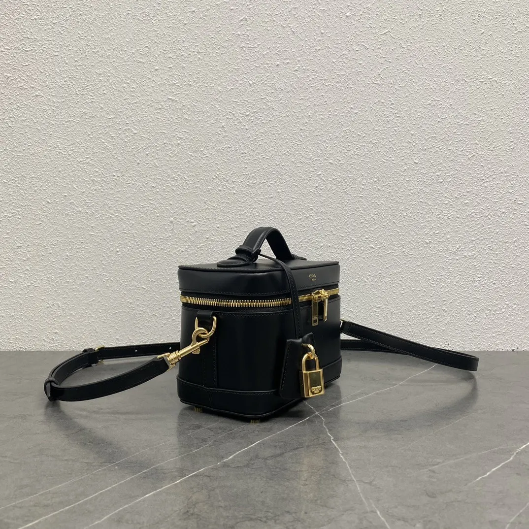 Triomphe 黑色 小牛皮 化妝包 便携收納款