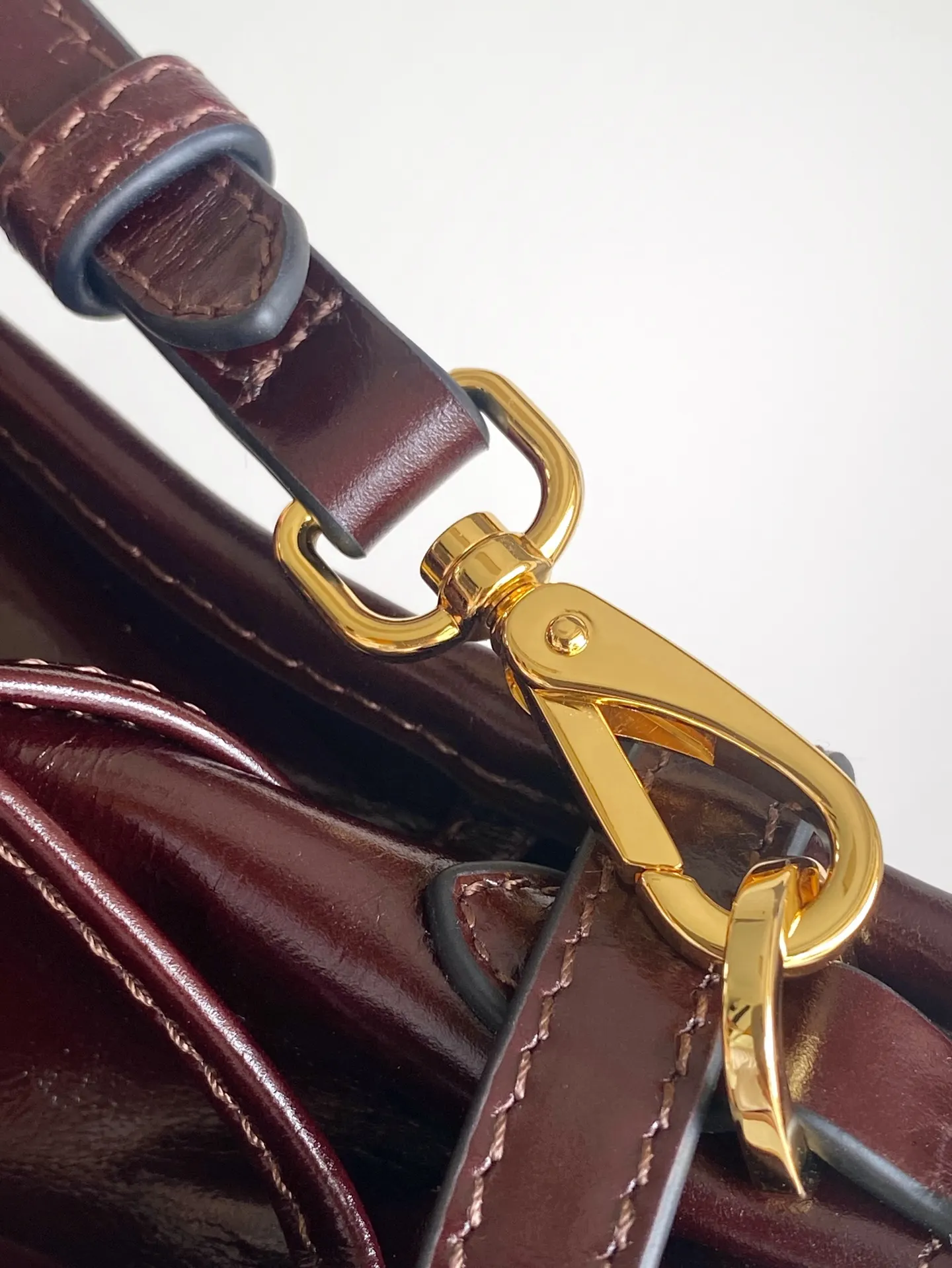 Prada 1BC297 斜挎包