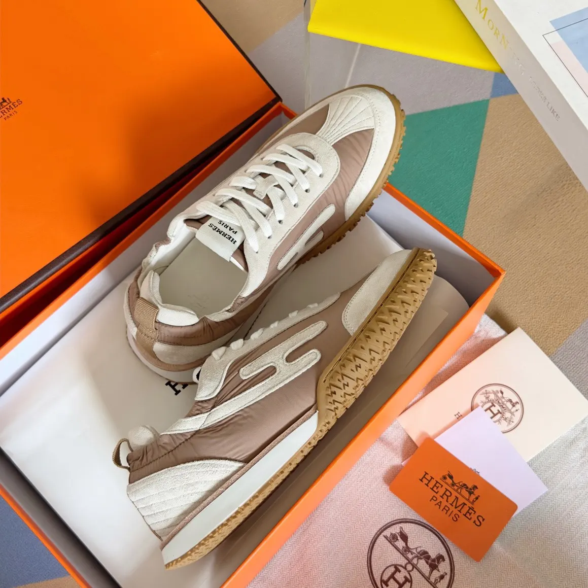 Hermès 运动鞋