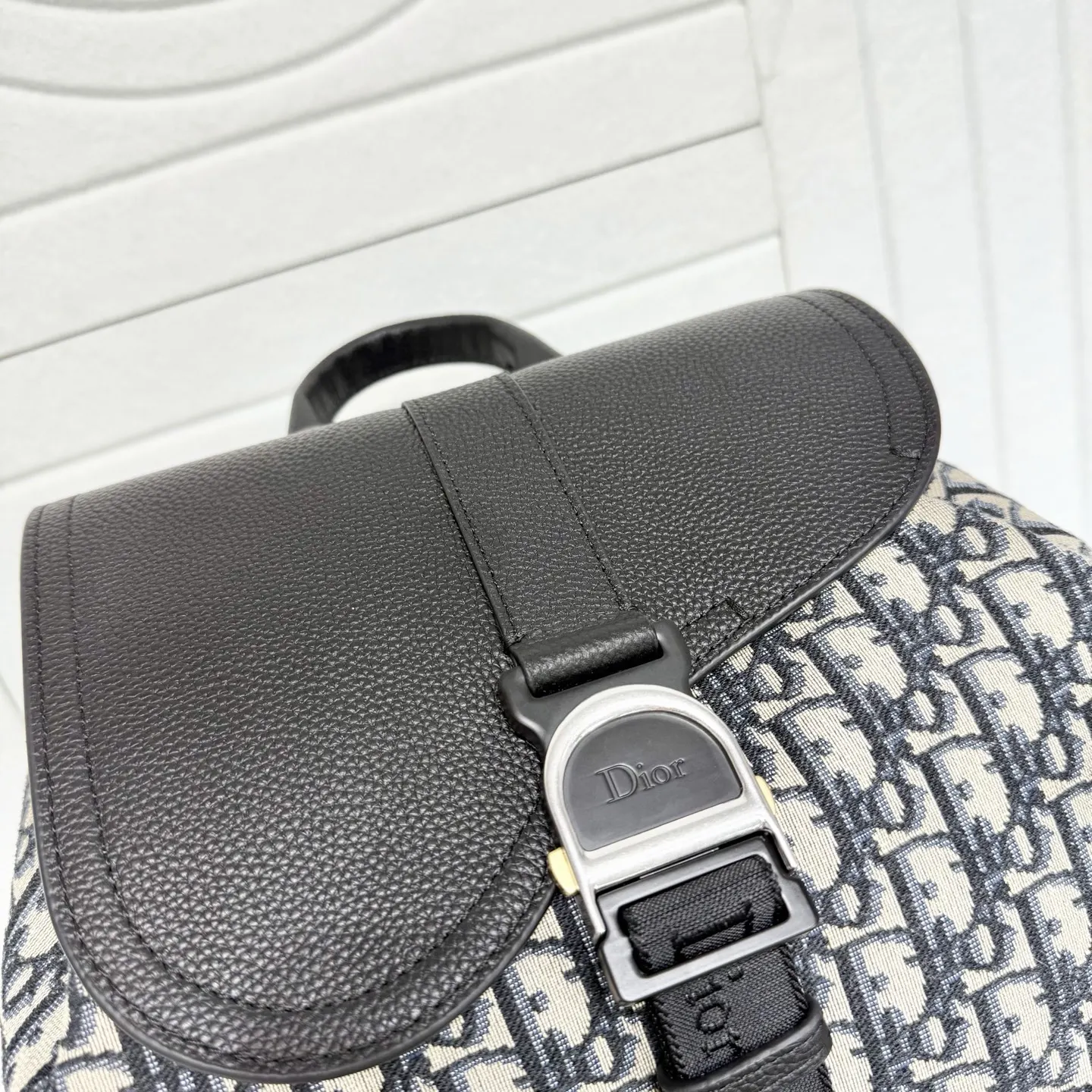 Dior 黑色 米色 牛皮 雙肩包 实用雙肩款