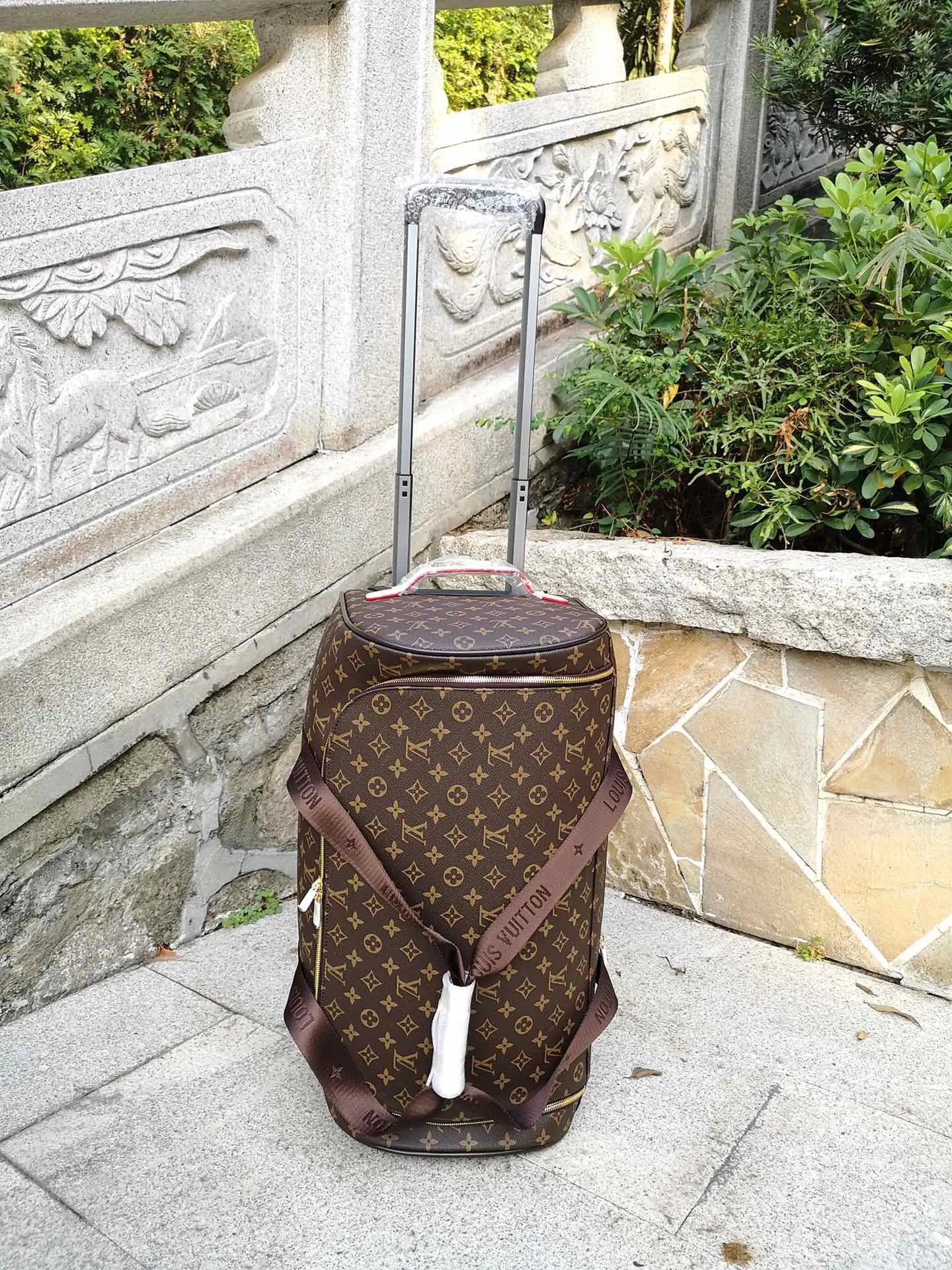 產品 实 行李箱 旅行拉杆款 輕便出行款