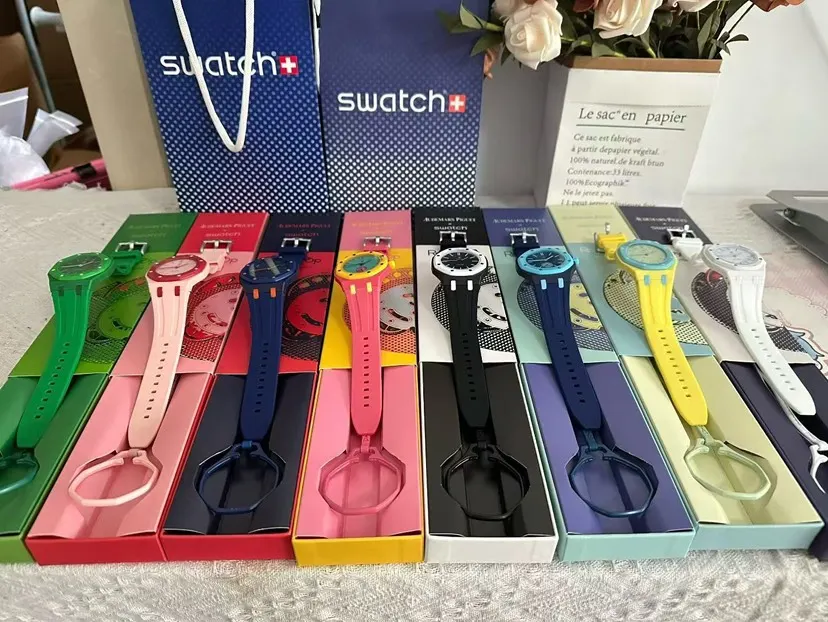 牛皮 机械 关键是 还给你们 了表带 除了牛皮挂绳 你 手錶 經典腕表款