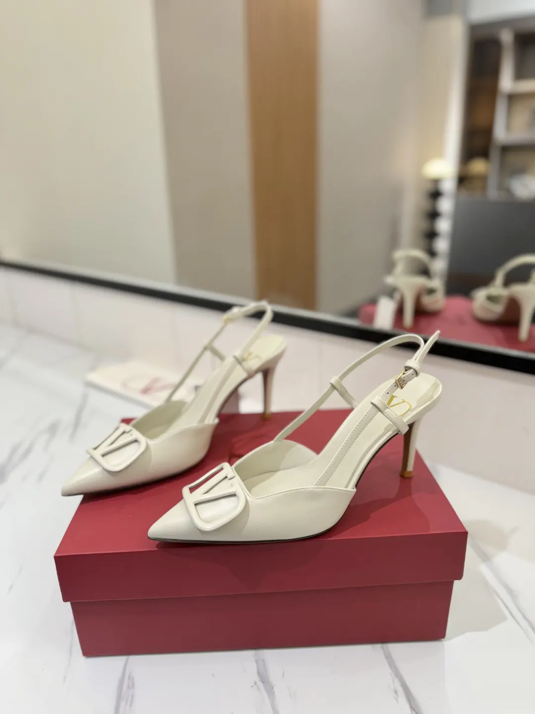 Valentino Image 2 Valentino Image 2