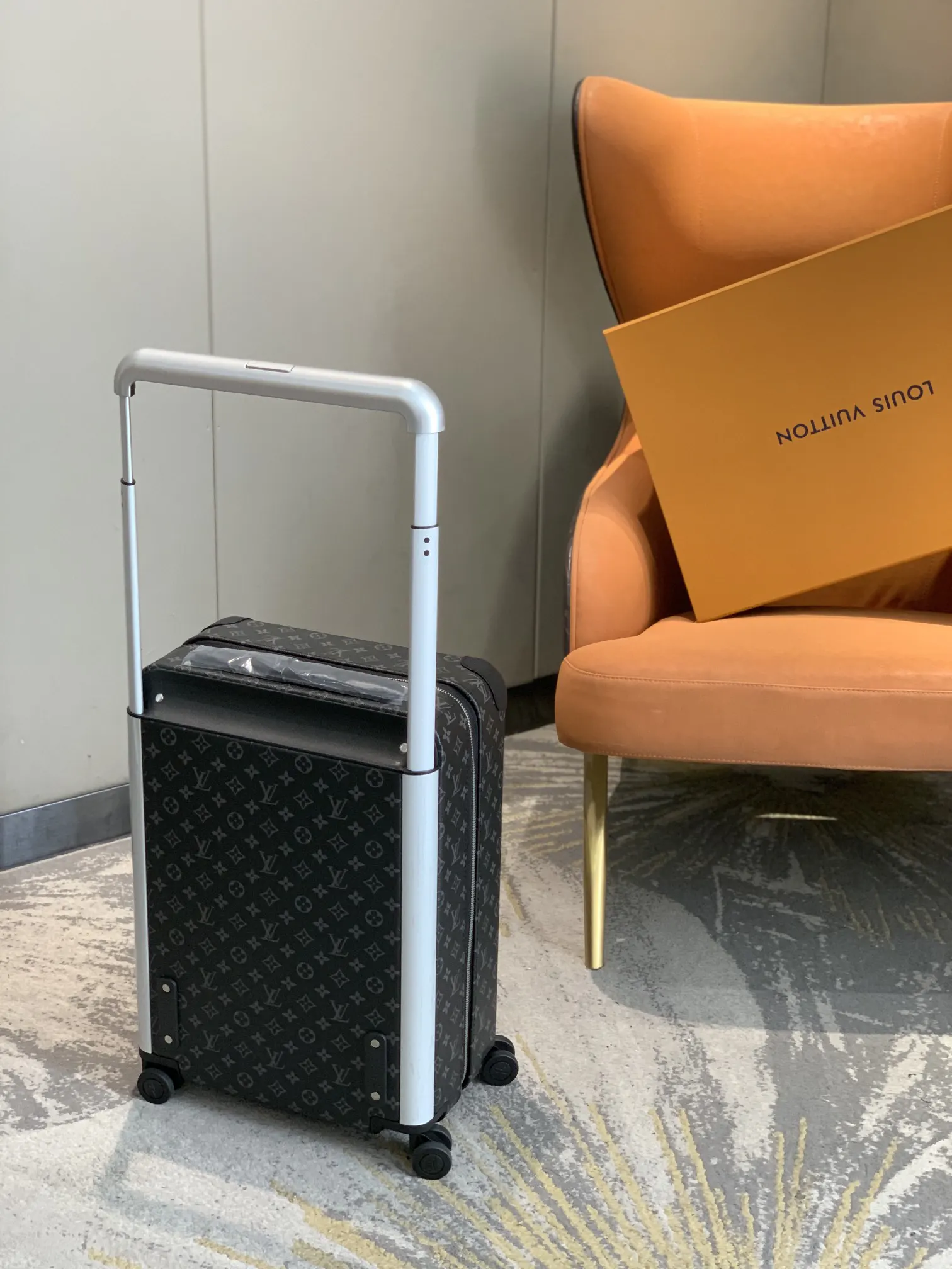 灰色 銀色 拉杆真皮包裹 行李箱 旅行拉杆款 輕便出行款