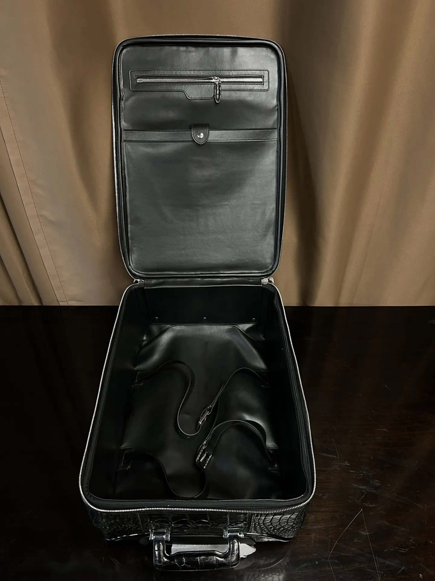 Black Suitcase Travel Lightweight Leather Image 8 Black Suitcase Travel Lightweight Leather Image 8