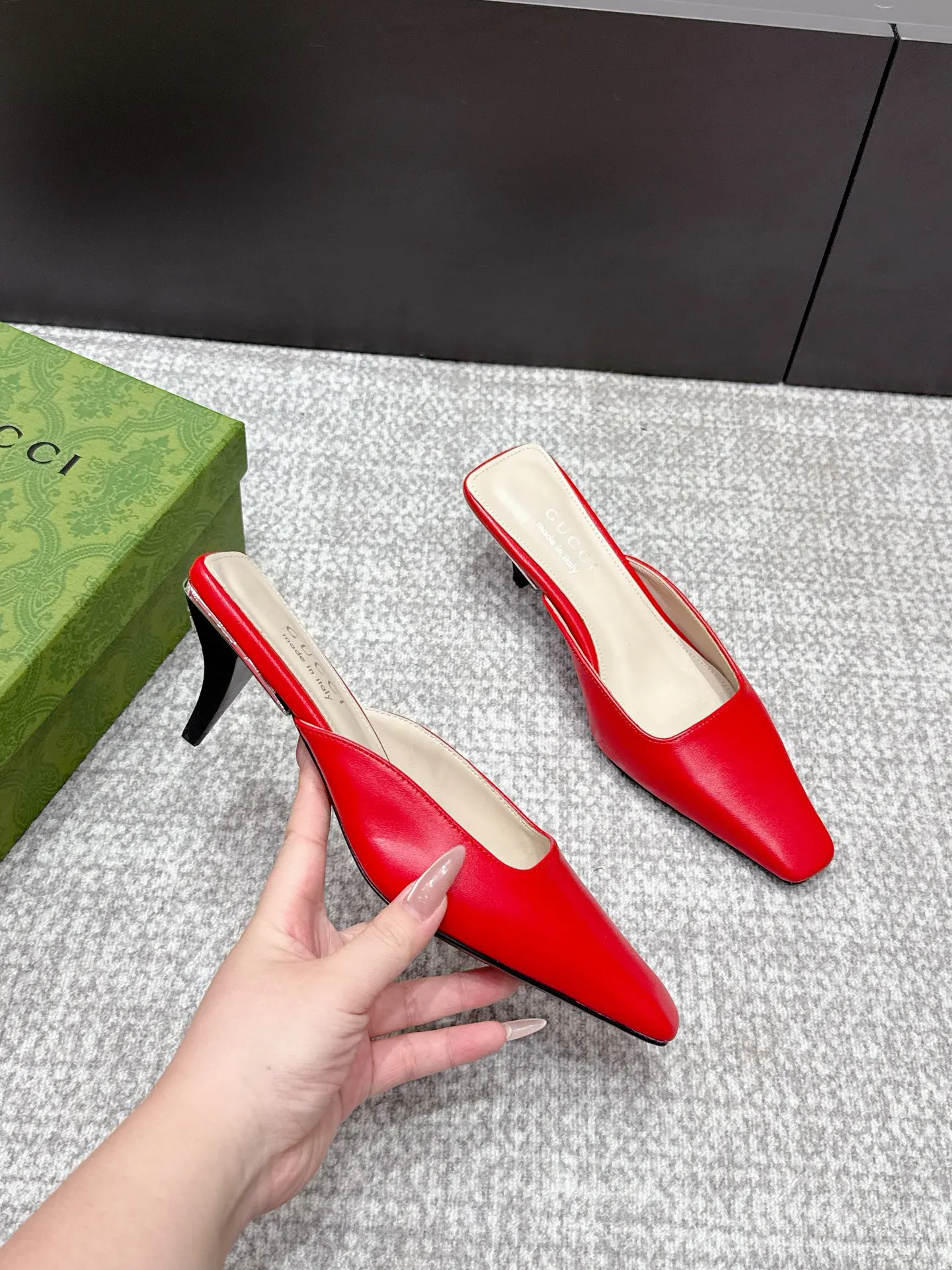 Gucci Logo休闲运动鞋