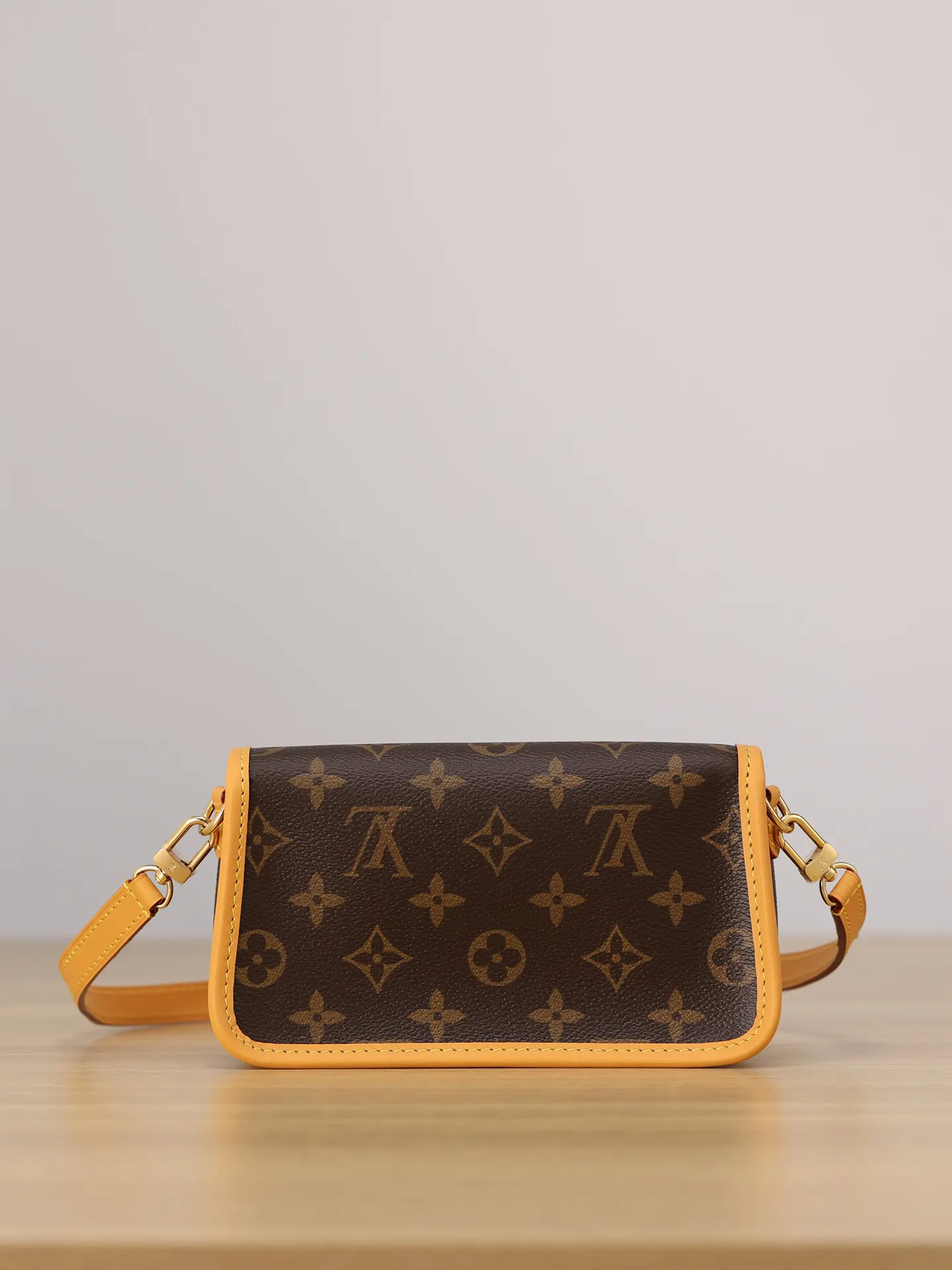 Hobo Shoulder Bag Vintage Leather