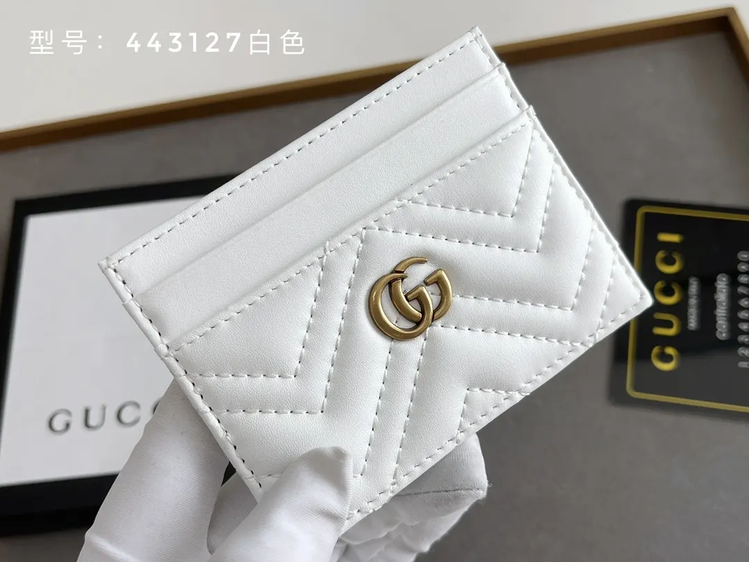 Gucci Marmont 绗缝皮革钱包 日常收纳