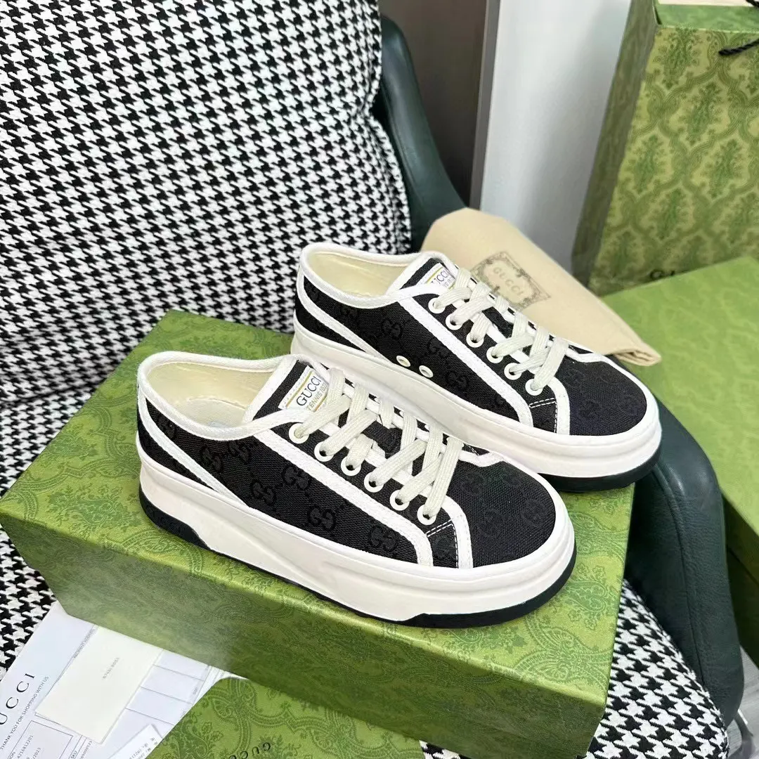 Gucci Logo Sneakers Image 8 Gucci Logo Sneakers Image 8