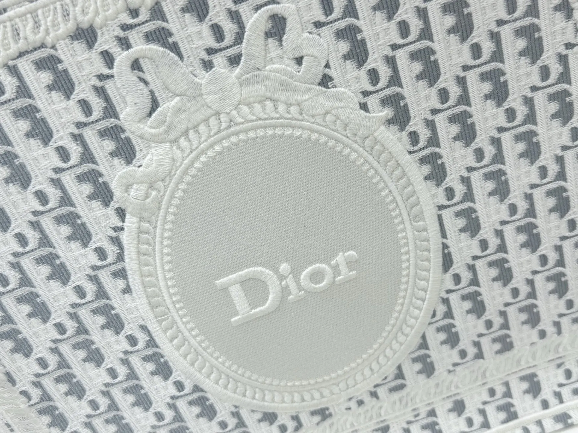 Dior Book Tote 托特包 大容量托特款