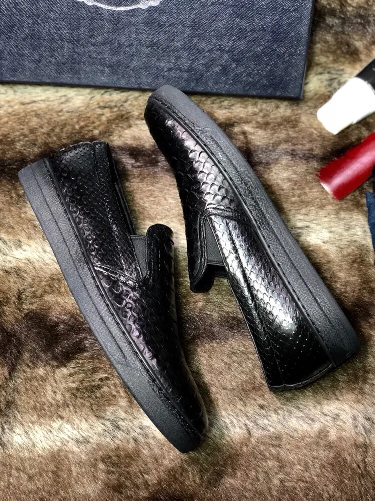Prada 蟒蛇皮 休闲鞋 舒适