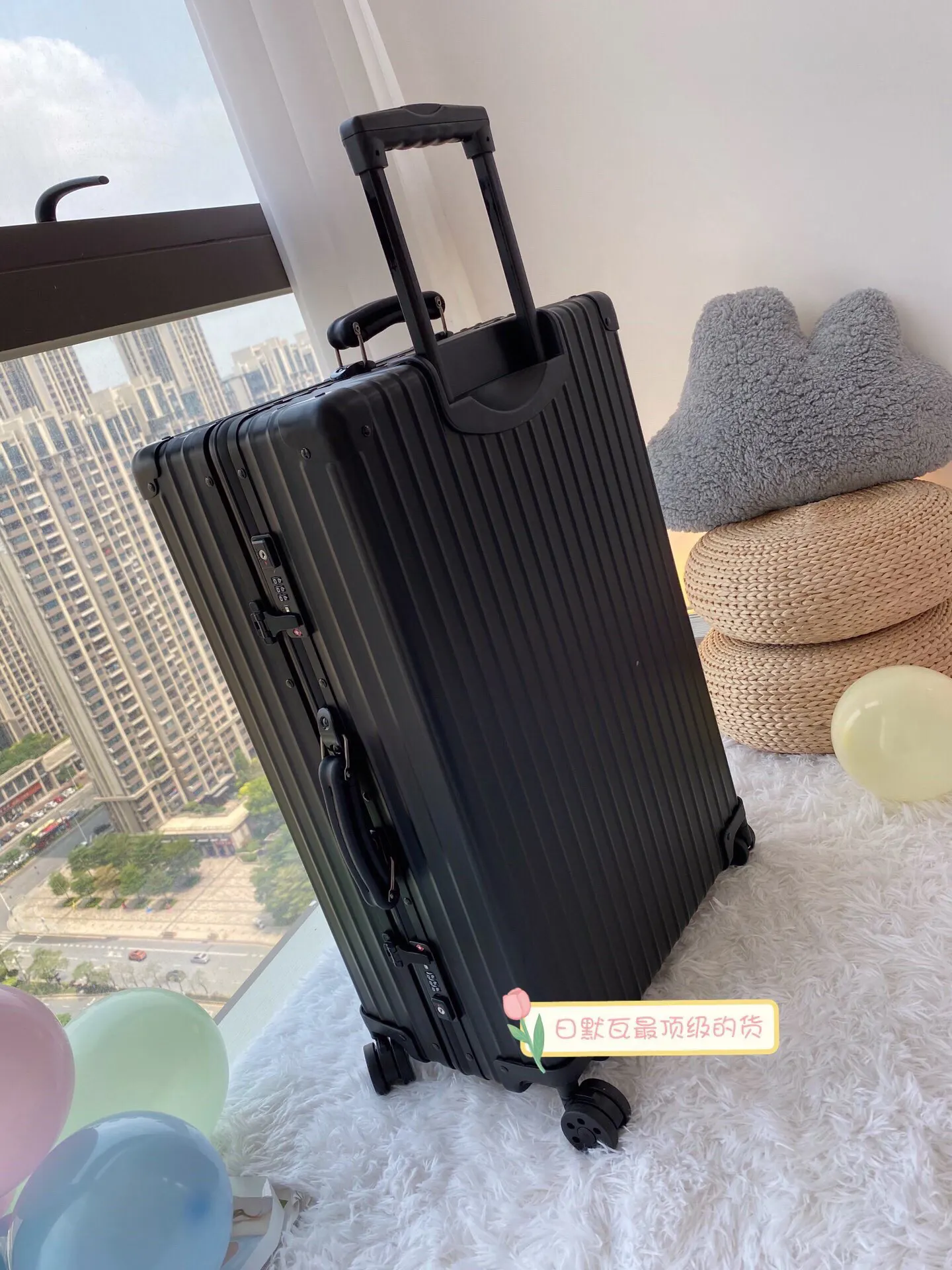Black Silver Suitcase Travel Lightweight Vintage