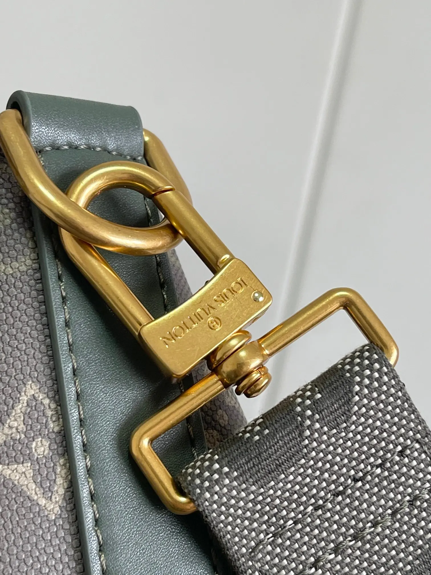 Louis Vuitton 綠色 Monogram 手提包
