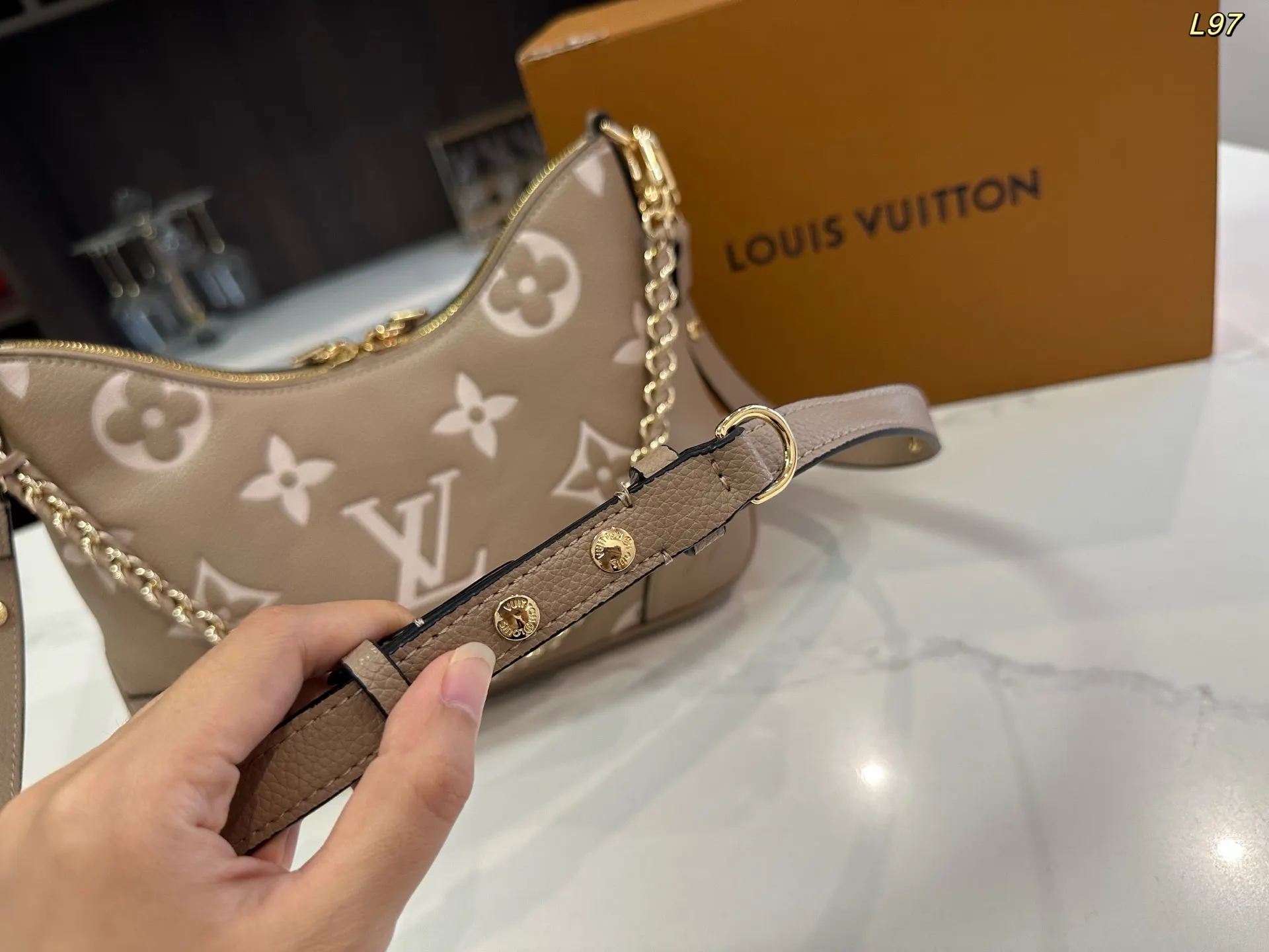 Louis Vuitton Crossbody Bag Lightweight