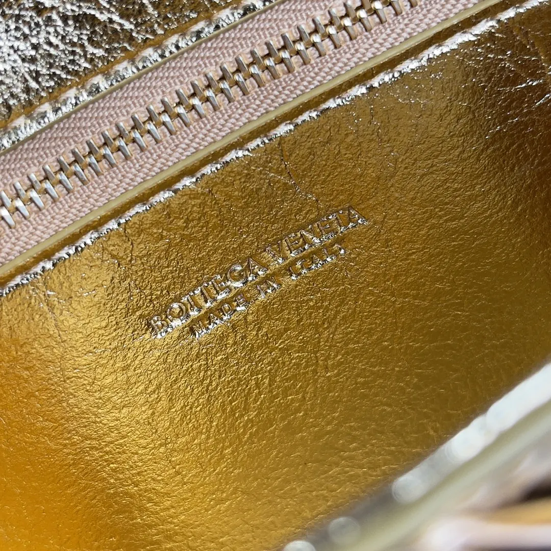 Bottega Veneta 棕色 手拿包 精致手拿款