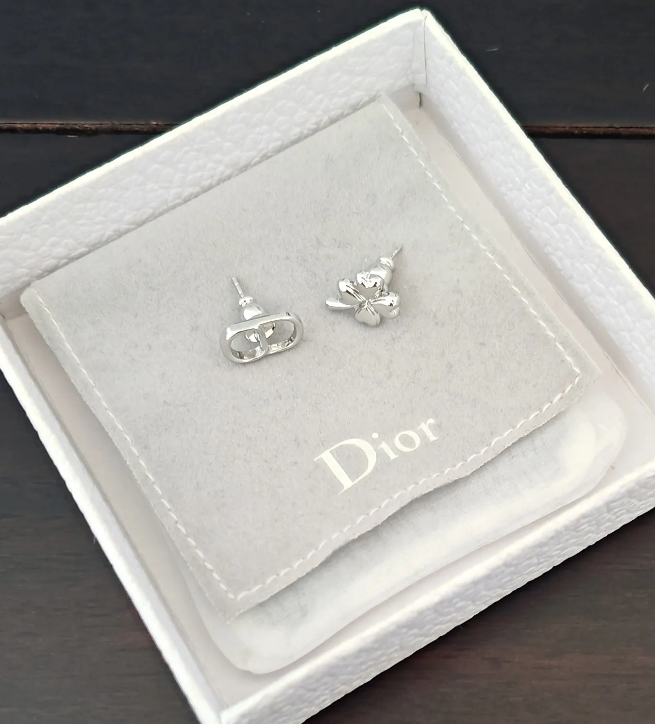 Dior 黑色CD发夹 金色双扣